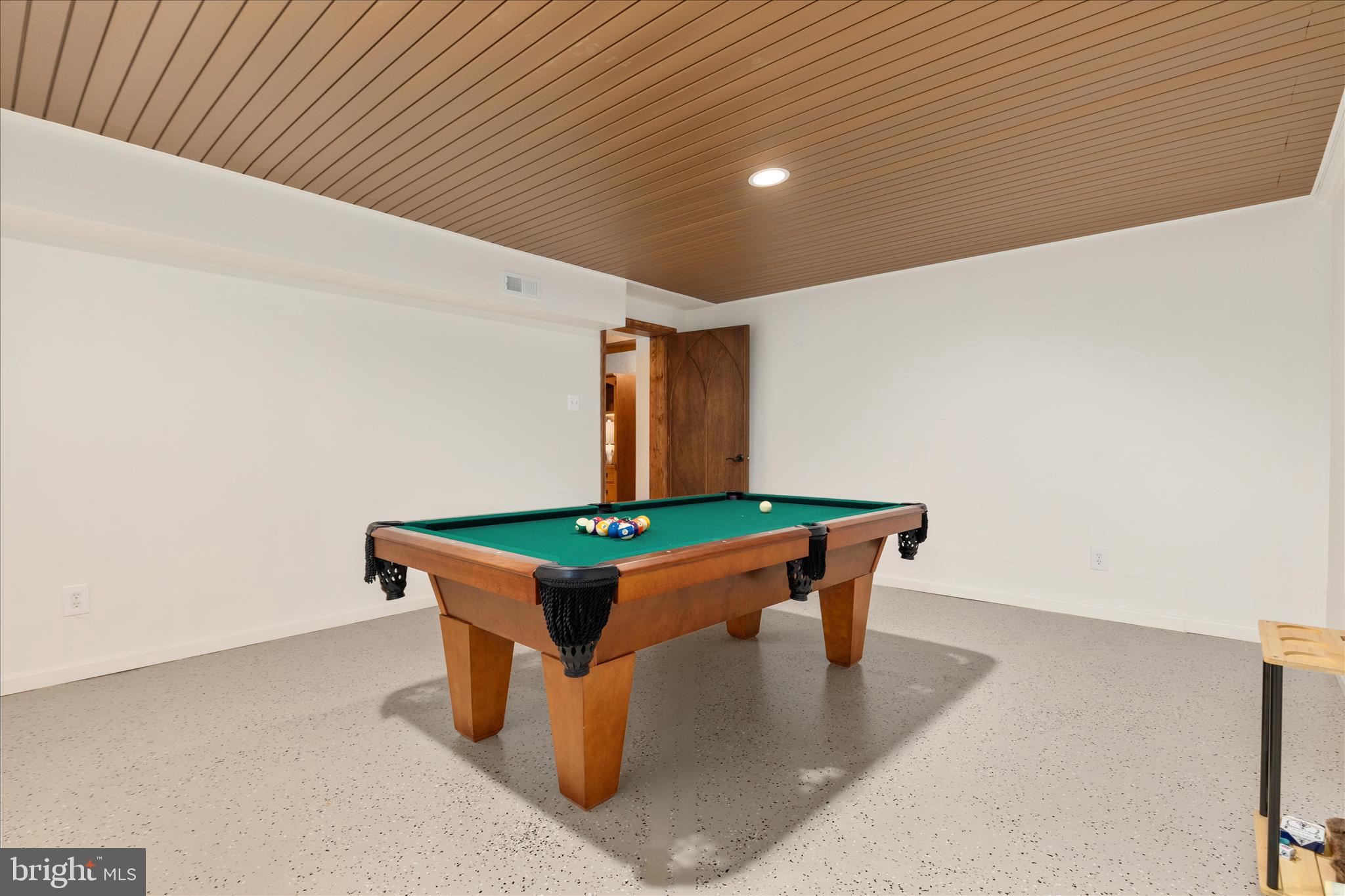 CROSSPOINTE - Residential