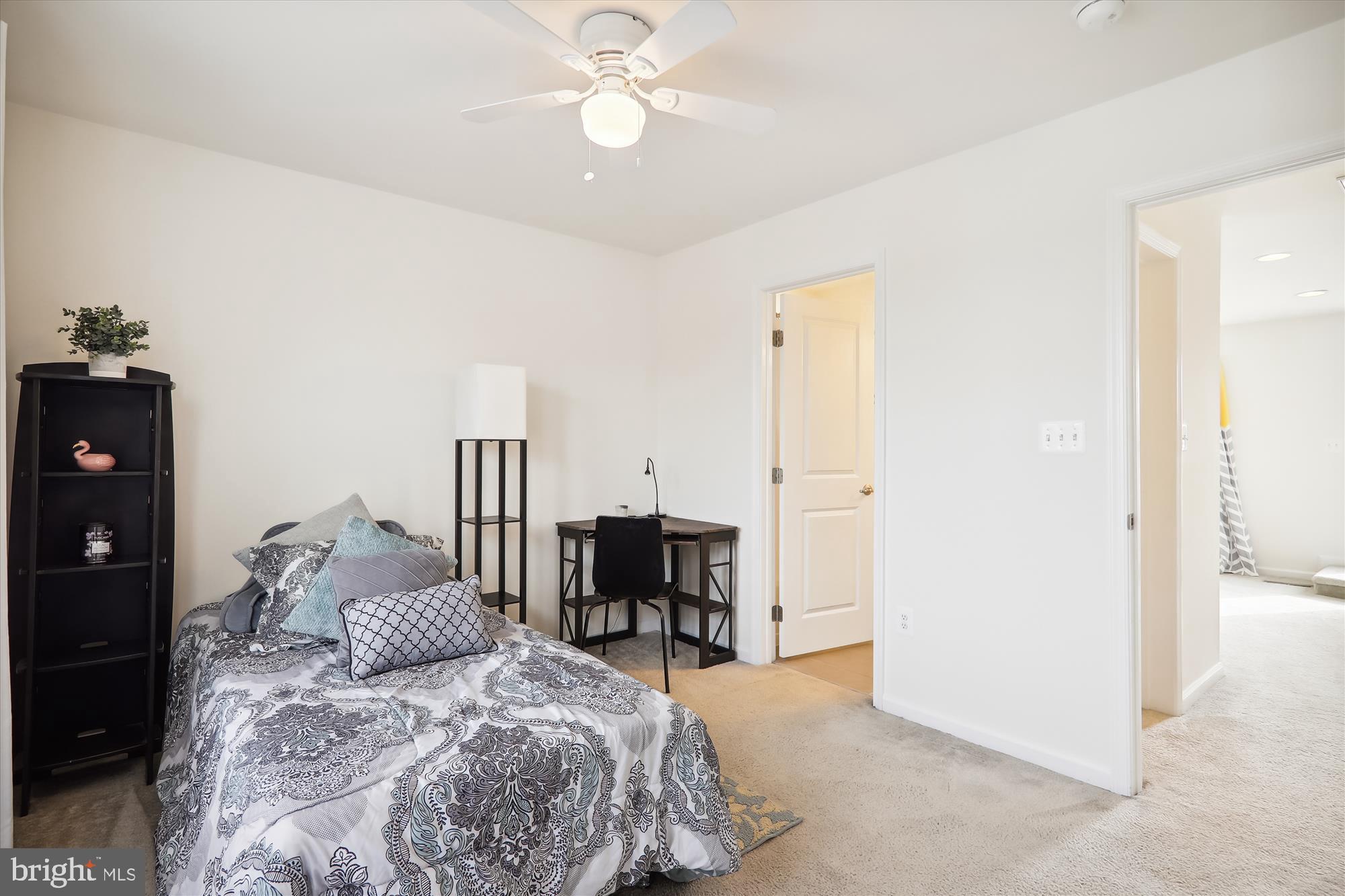 EDITORS PARK - Residential