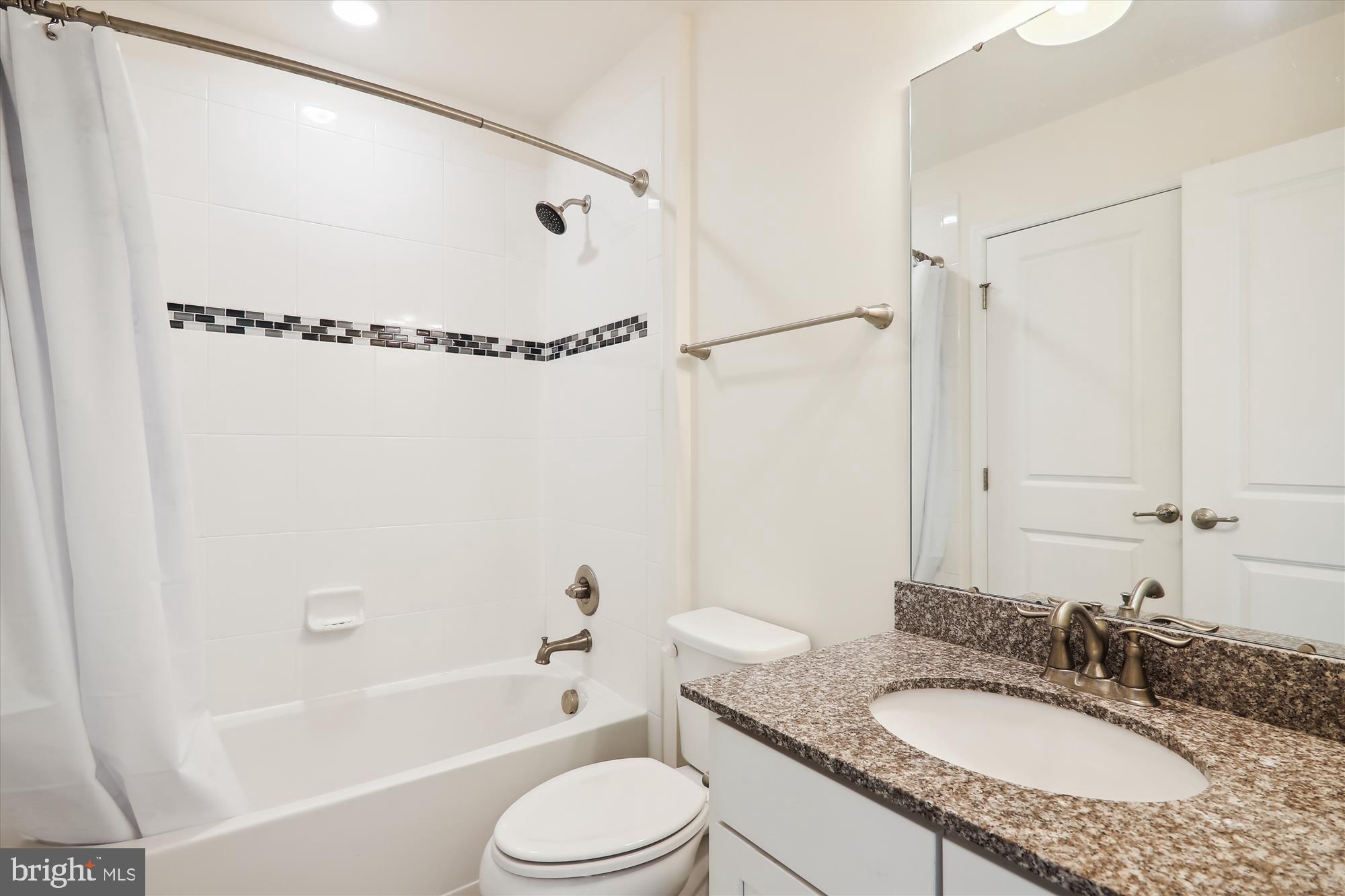 EDITORS PARK - Residential