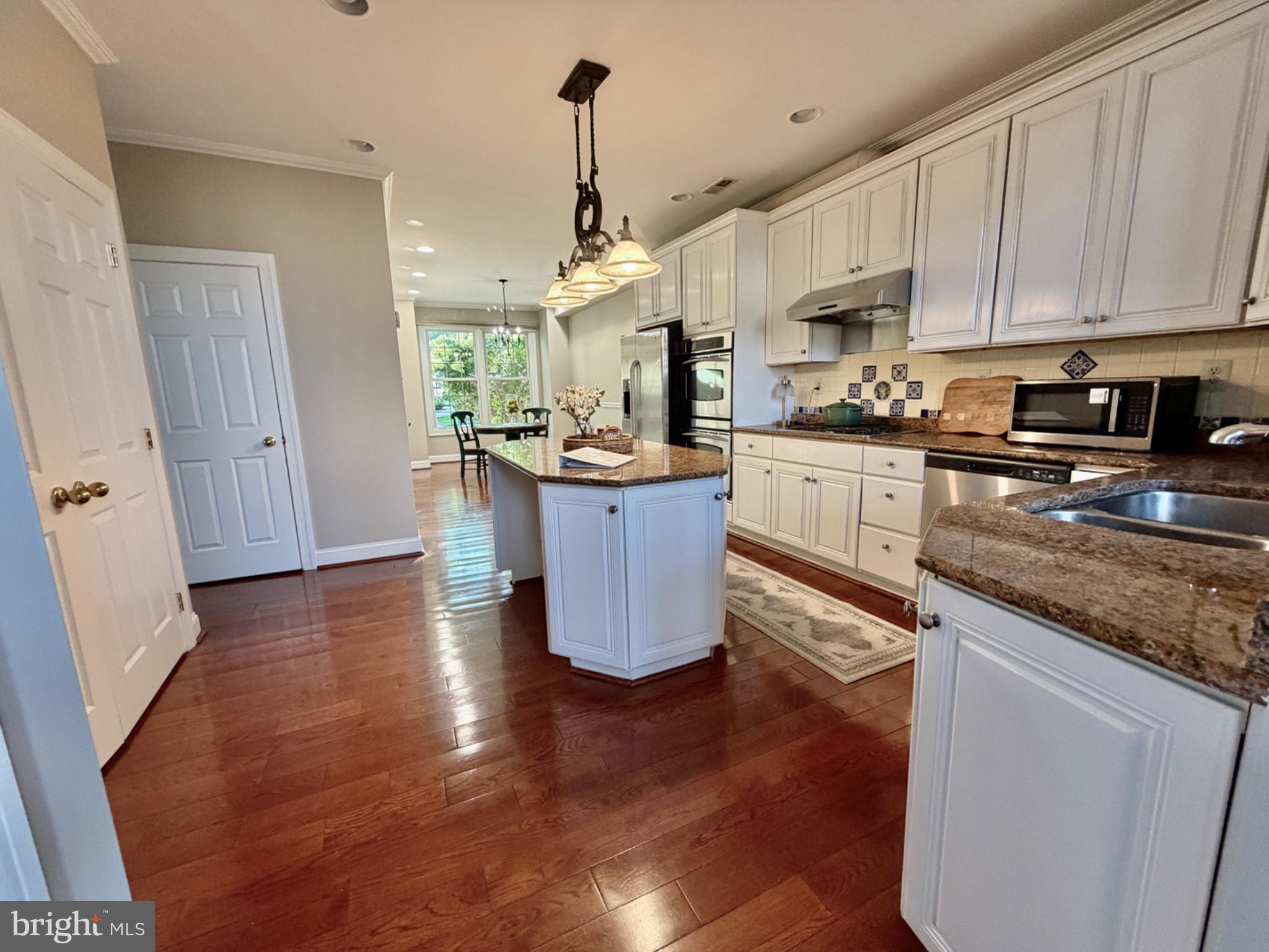 43 GRANVILLE WAY