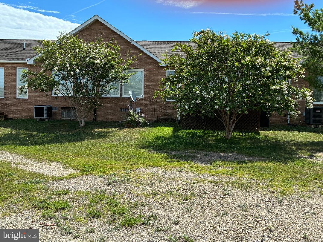 36 COURTNEY CIRCLE