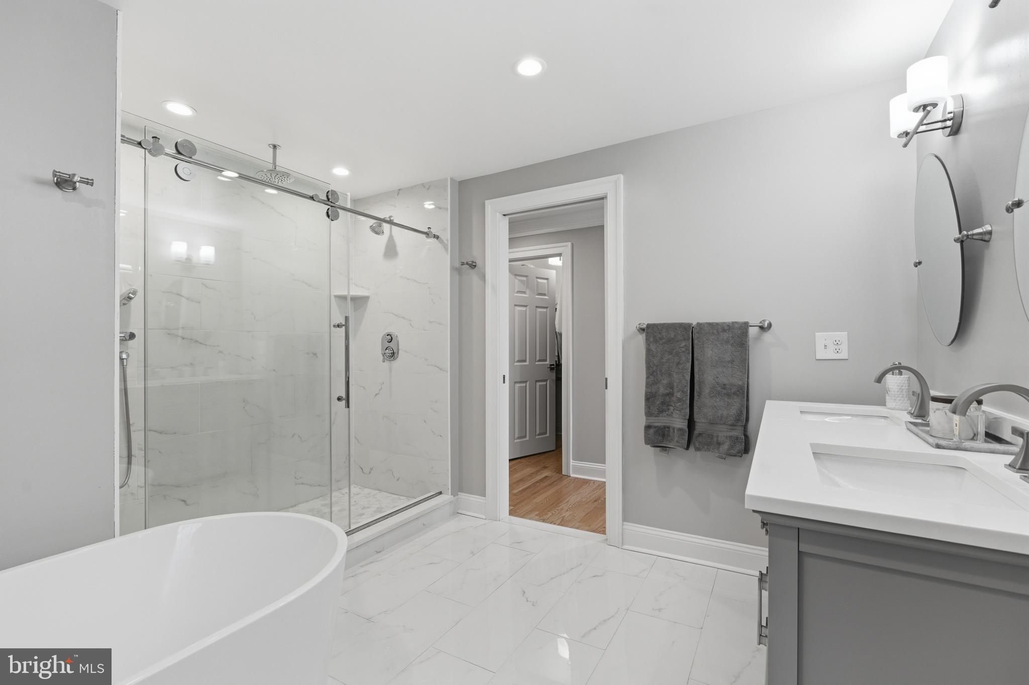 ECHO VALLEY - Residential