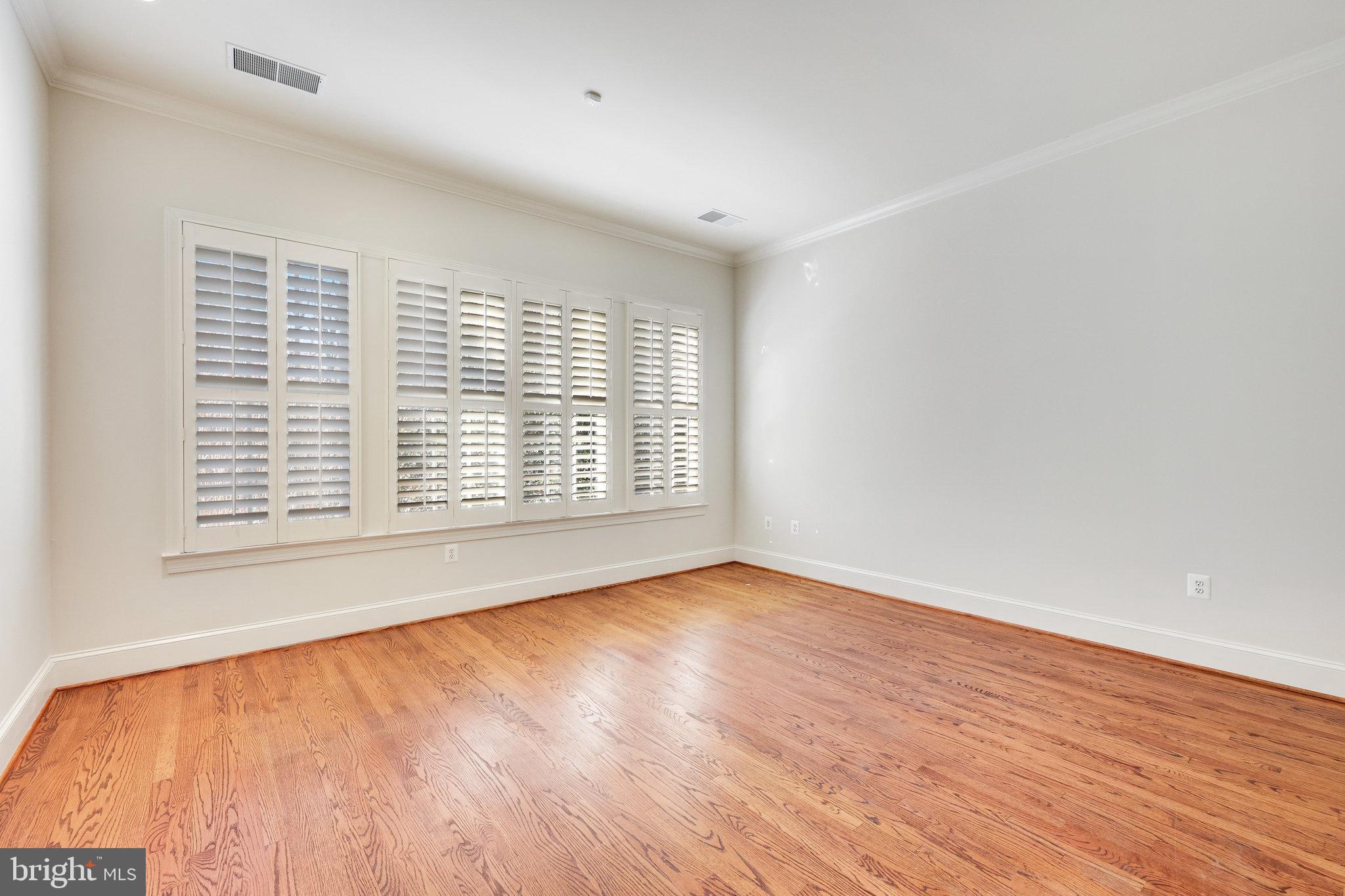 THE RESERVE - Residential