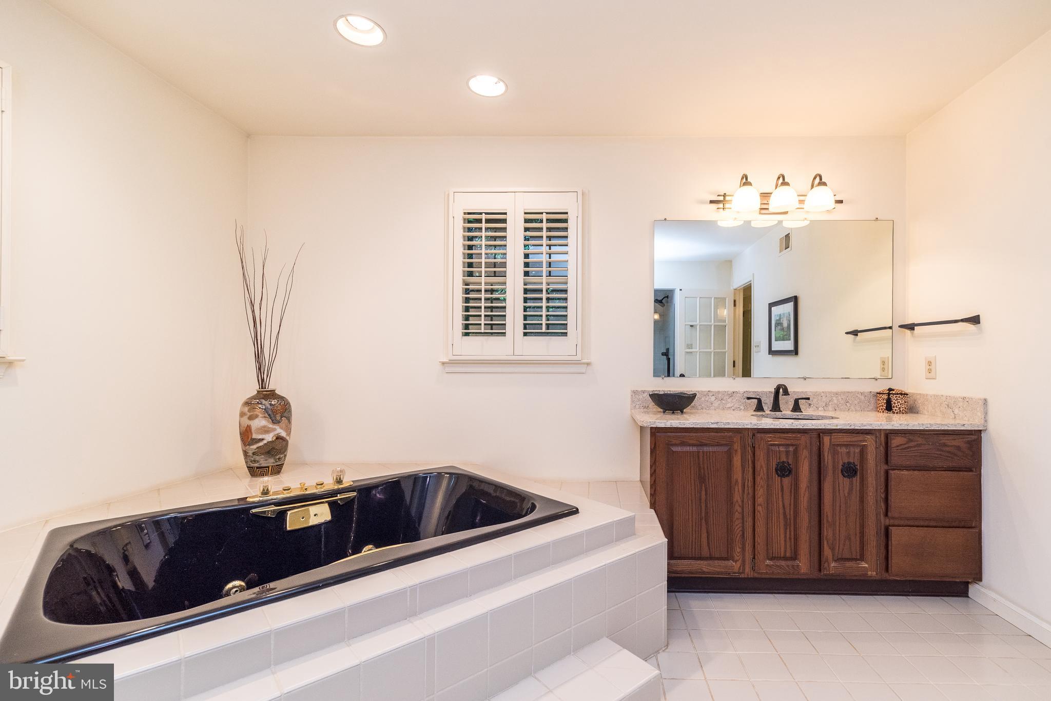 RED FOX FARMS - Residential