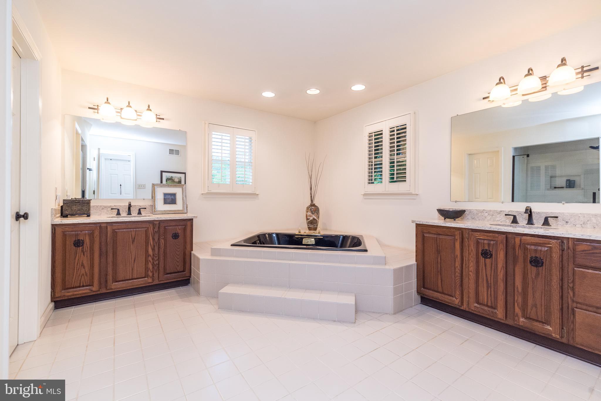 RED FOX FARMS - Residential