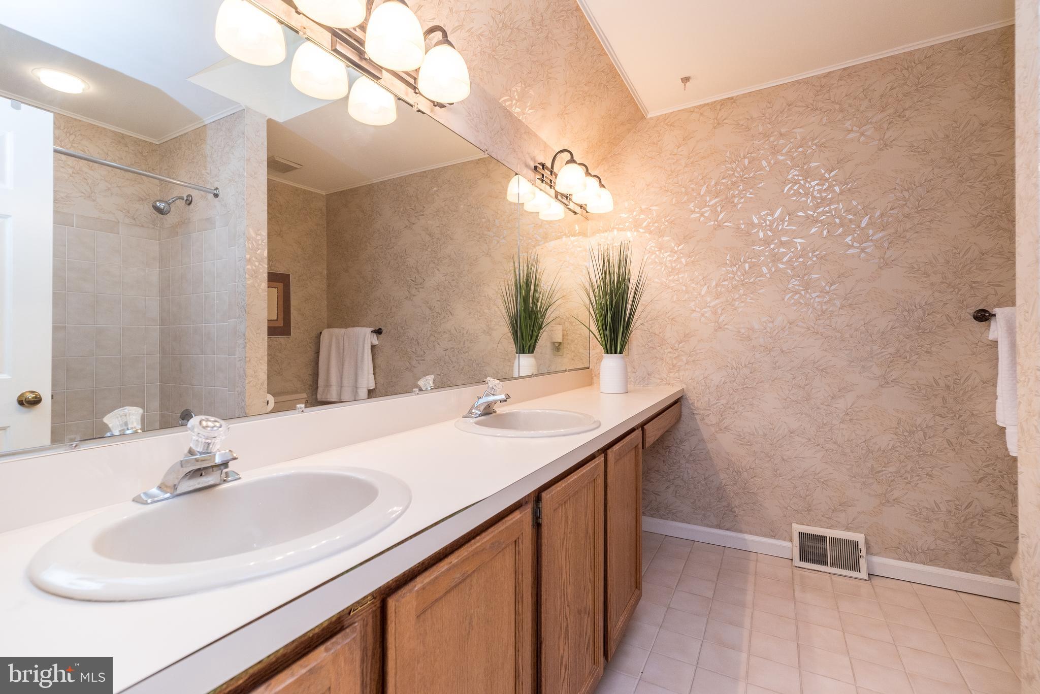 RED FOX FARMS - Residential