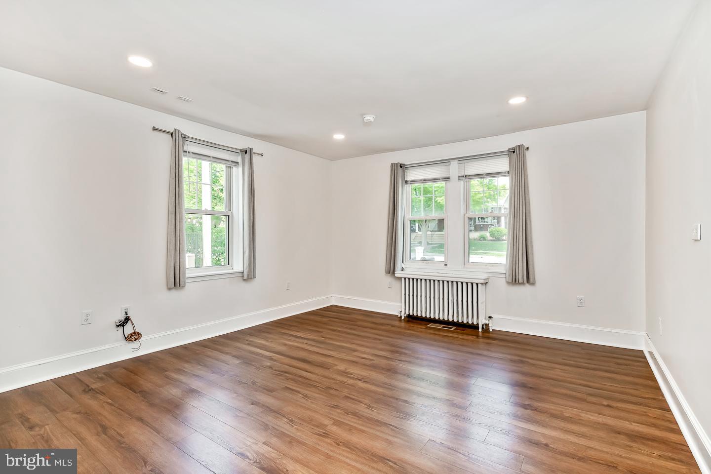 CONSHOHOCKEN - Residential Income