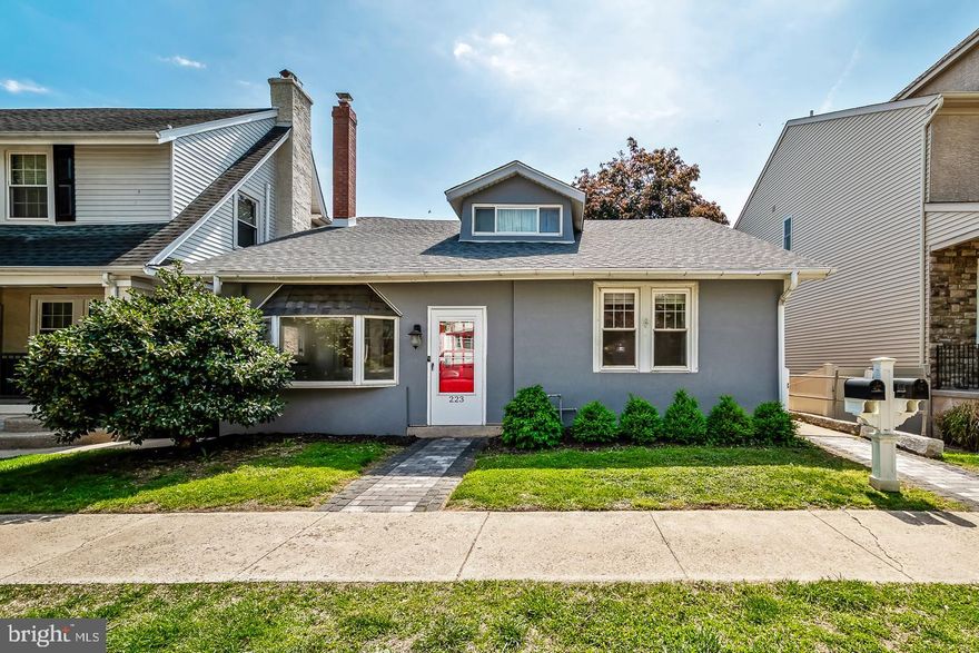 Exceptional Multifamily Investment Opportunity in Conshohocken's Upper Avenues. Presenting two detached, turnkey houses in the highly desirable Upper Avenues of Conshohocken. This unique duplex is perfect for an owner-occupant who wishes to live in one unit while generating rental income from the other, or for an investor looking to expand their portfolio. Both houses are spacious and offer private living spaces, a rare feature in Conshohocken. The front house is a spacious three-bedroom, two-bathroom residence that was expertly remodeled in 2021, including a new roof. Walking in, you'll be greeted by a warm spacious sun room, with new porcelain tile floor. Through the original wood door, you will find the living and dining room with original oak hardwood floors. The kitchen is equipped with Cambria Quartz countertops and stainless steel appliances, making it ideal for culinary enthusiasts. Off of the kitchen is a bonus room, which can be used as a tv room, or additional bedroom. Towards the back of the house you will find an elegantly updated full bathroom with marble-look tile, situated between two bedrooms. Upstairs, is a loft area, perfect for a home office, and a large bedroom. You will find another updated full bathroom with high end finishes on this floor. Make your way downstairs to a full walk-out basement leading to a large fenced-in yard. Future owners might explore the opportunity to build higher on this front house, a growing trend in Conshohocken. The rear house is a stylish one-bedroom unit with an eat-in kitchen and comfortable living area on the first floor. Walk up to the second floor to find the bedroom with ample closet space and the bathroom. Outside you will find a private parking space and garden. Both houses include in-unit washers and dryers and central air conditioning on the first floor of the front house and throughout the rear house. Situated within walking distance to Conshohocken’s vibrant dining, shopping, and nightlife, this property also offers convenient access to the train station and major highways, including 476, 76, and 276. Don't miss out on this prime investment opportunity in one of Conshohocken's most sought-after neighborhoods!!