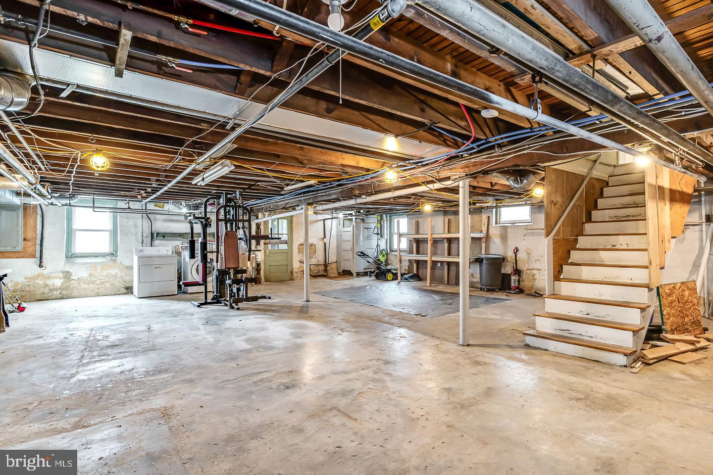 CONSHOHOCKEN - Residential Income