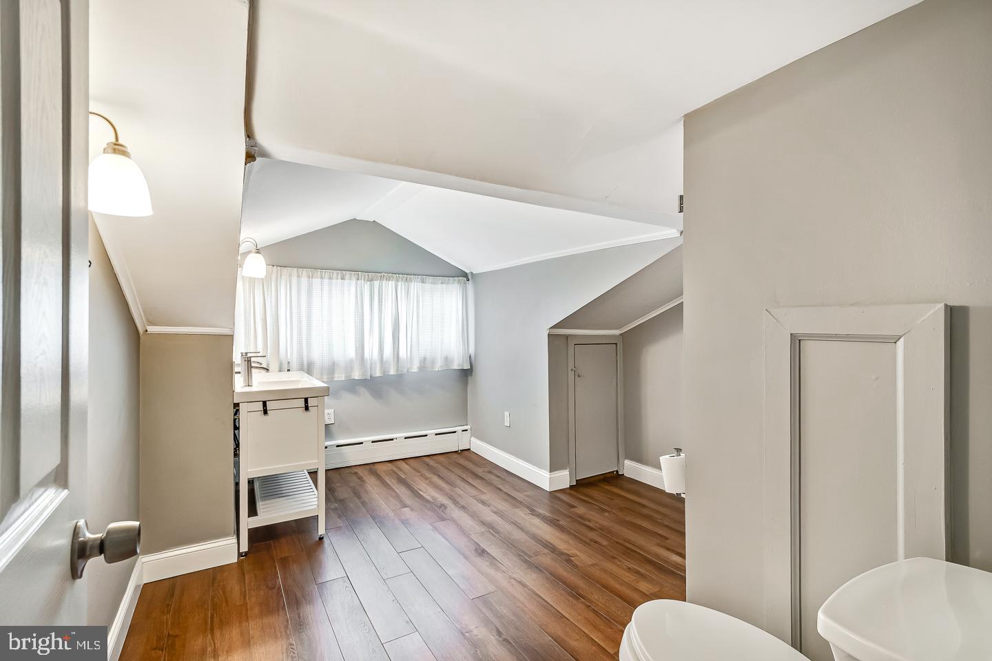 CONSHOHOCKEN - Residential Income