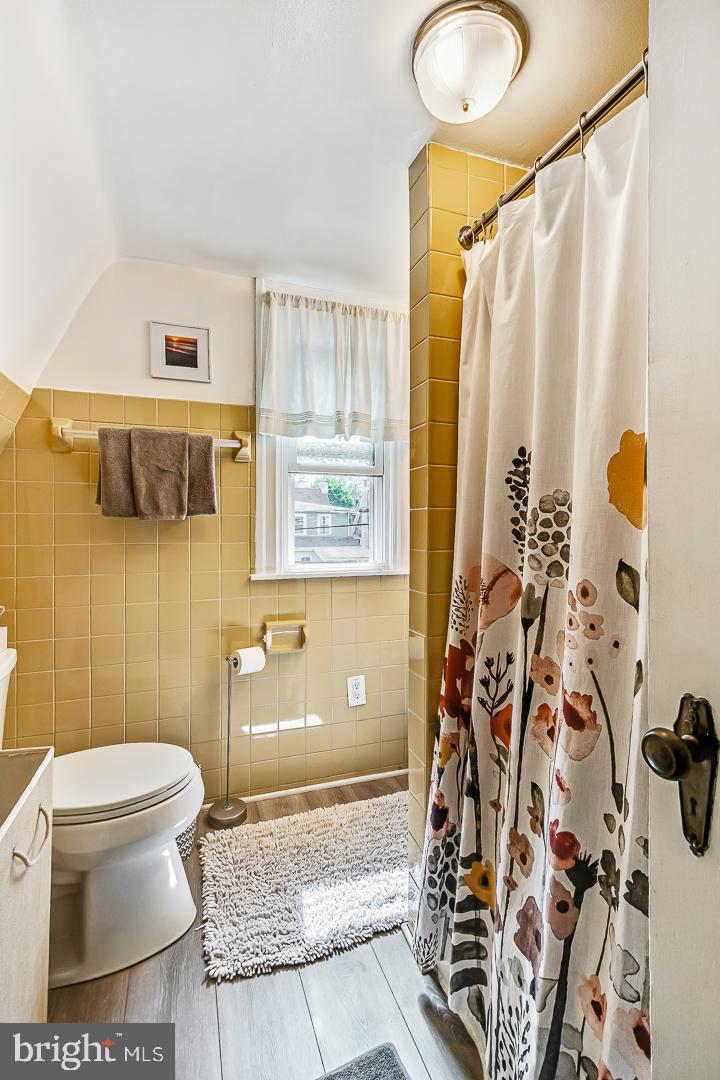 CONSHOHOCKEN - Residential Income