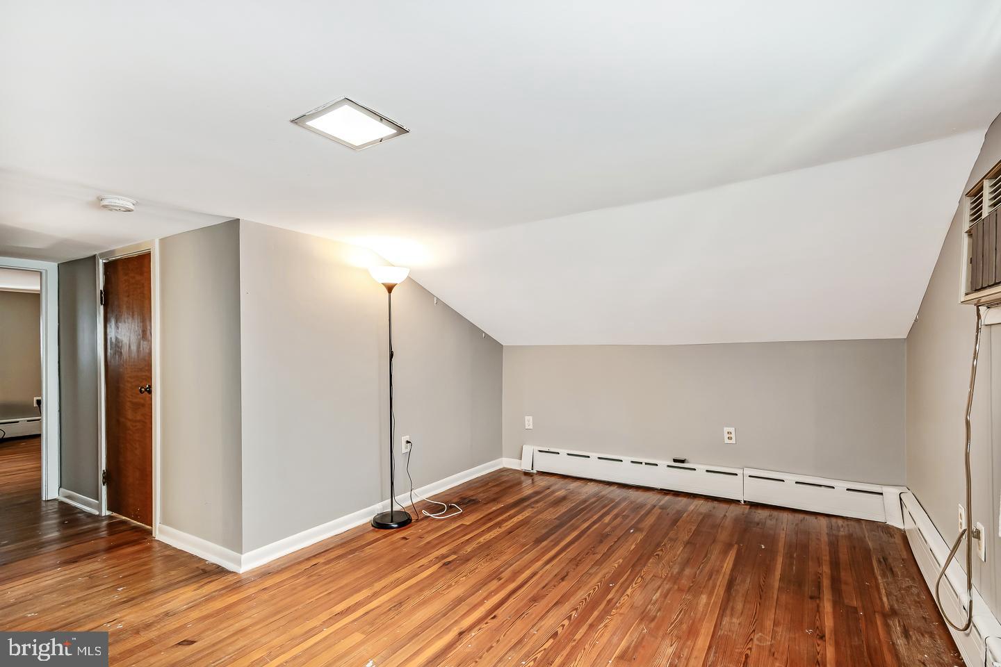 CONSHOHOCKEN - Residential Income