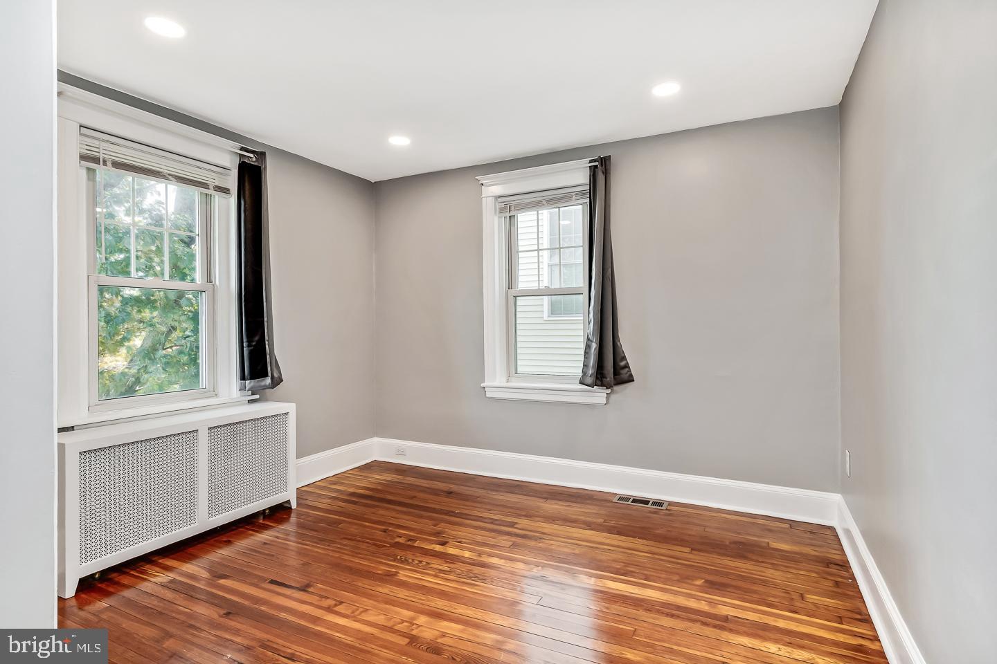 CONSHOHOCKEN - Residential Income