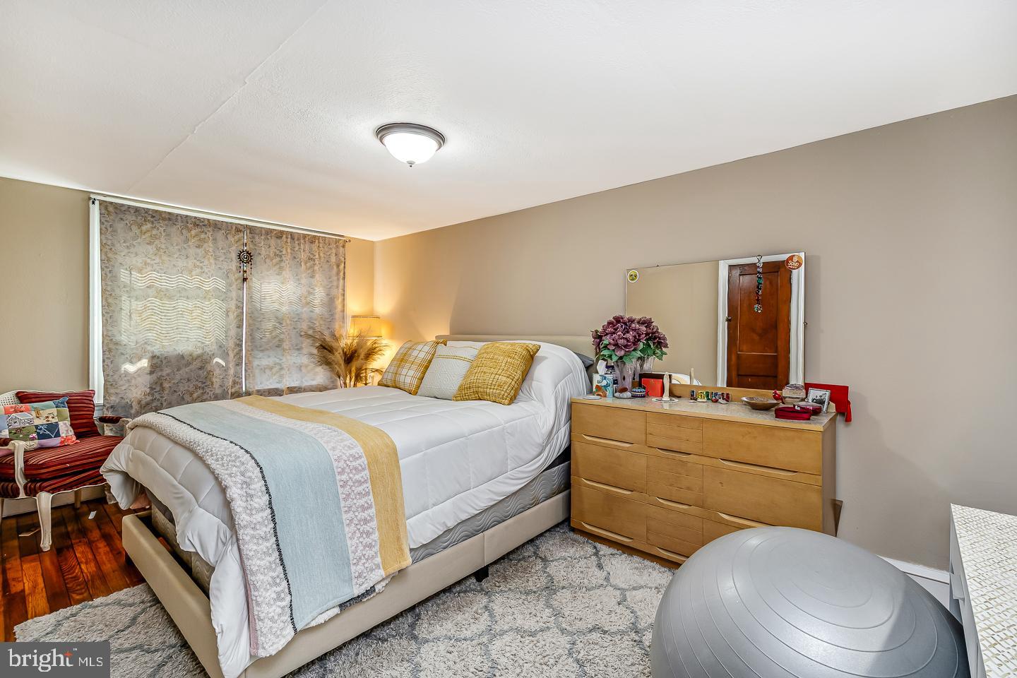 CONSHOHOCKEN - Residential Income