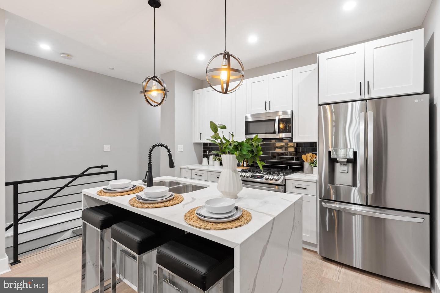 213 BATES STREET NW 1