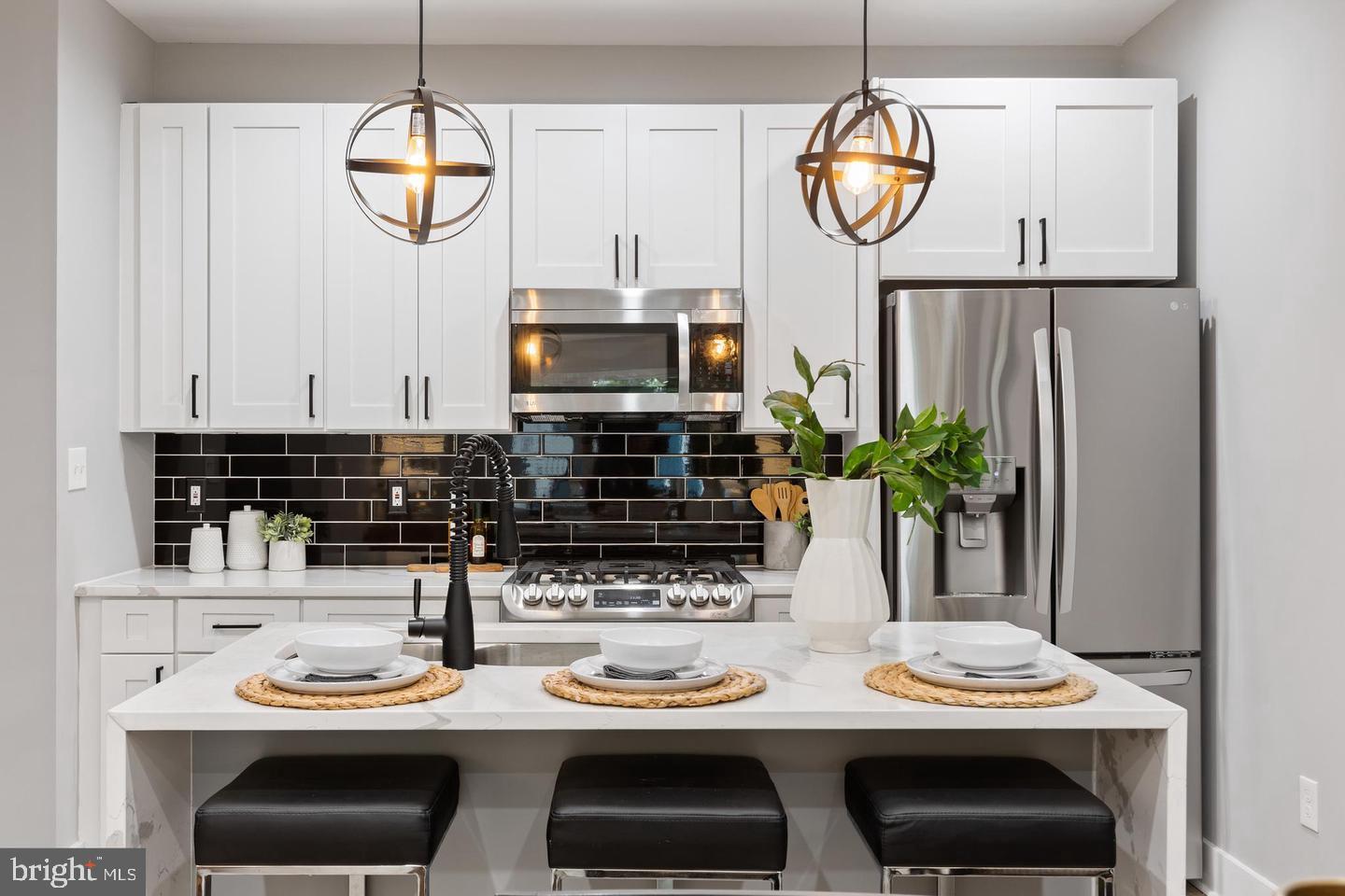 213 BATES STREET NW 1