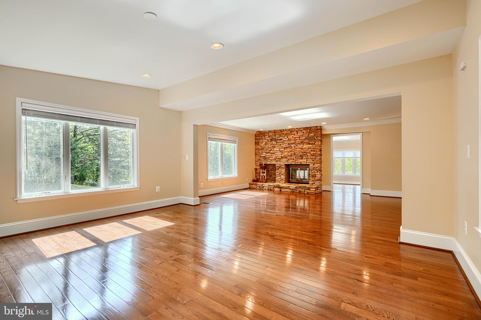 VALLEY HEIGHTS - Residential