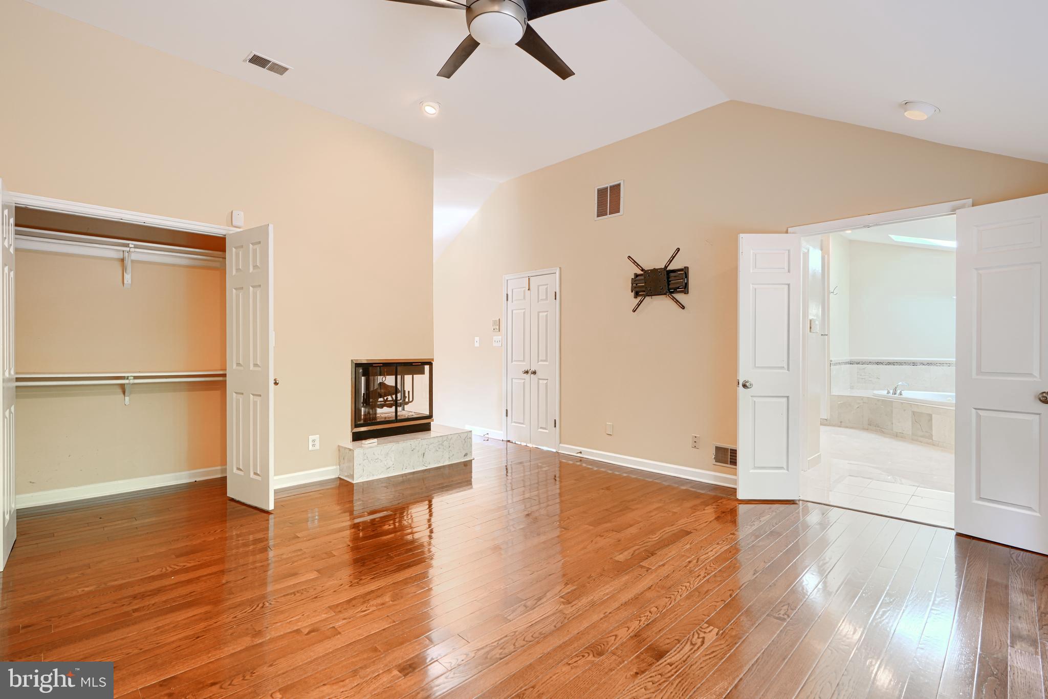 VALLEY HEIGHTS - Residential