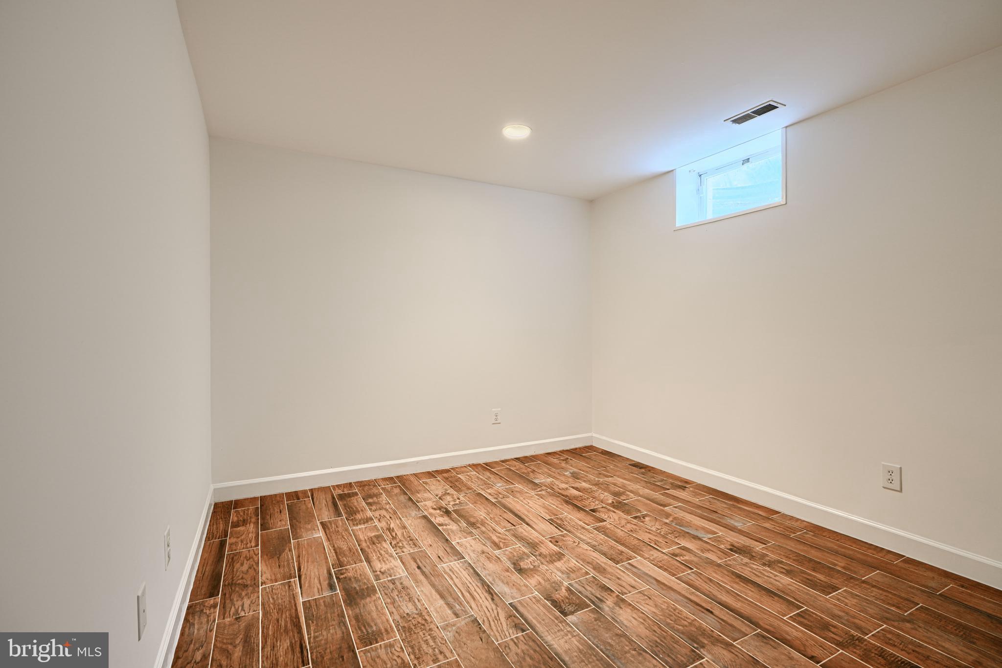 VALLEY HEIGHTS - Residential