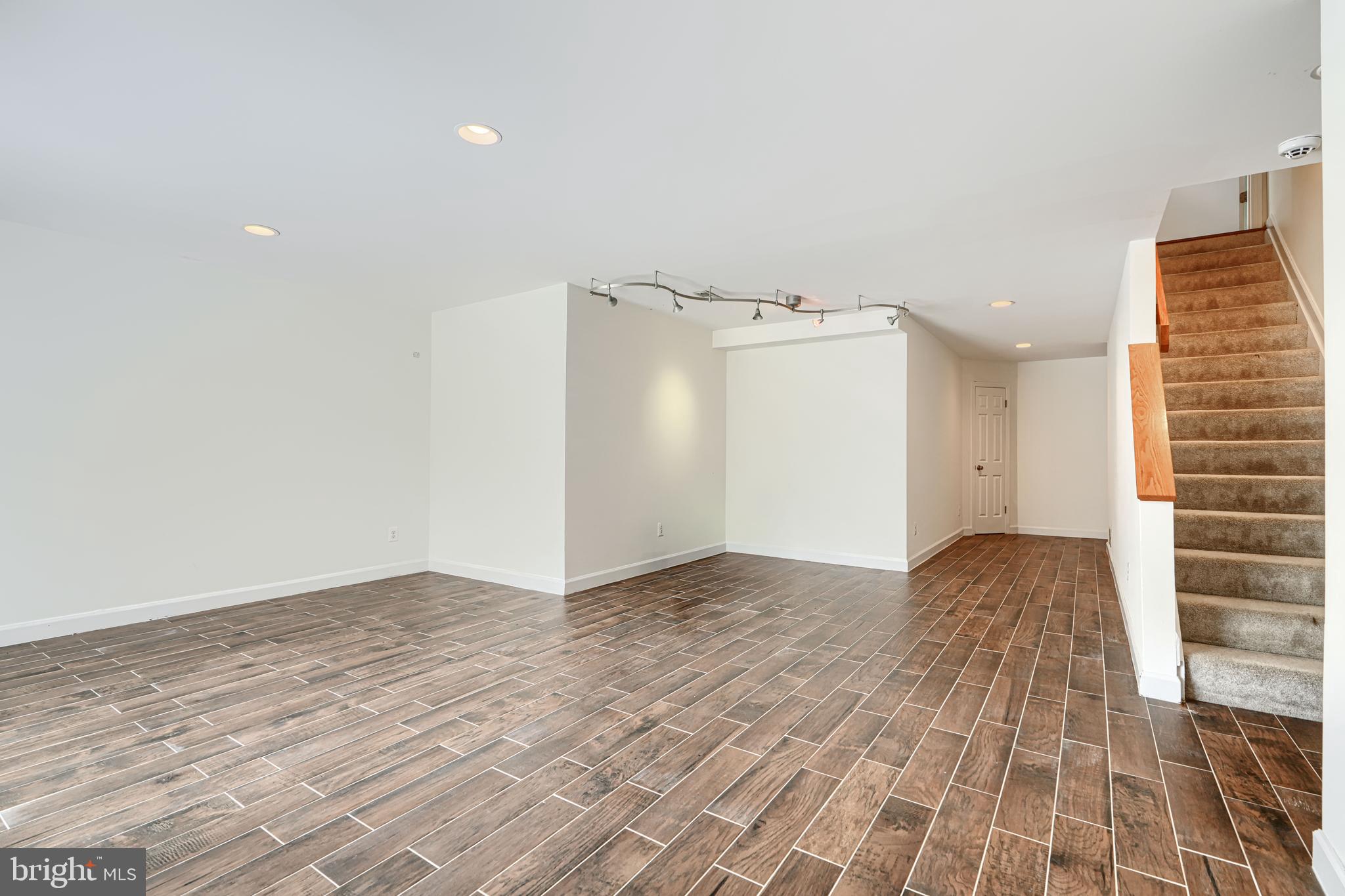 VALLEY HEIGHTS - Residential