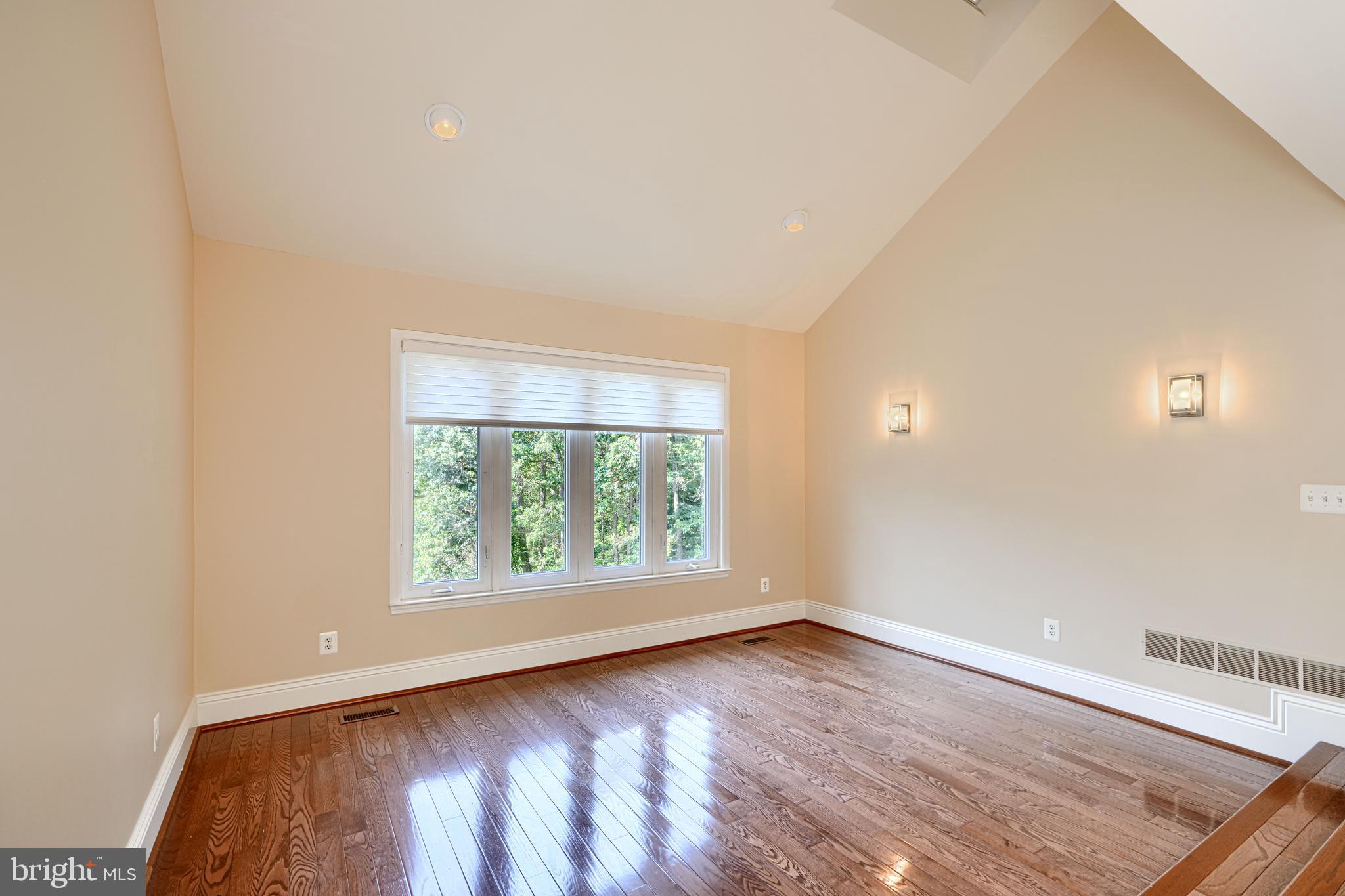 VALLEY HEIGHTS - Residential