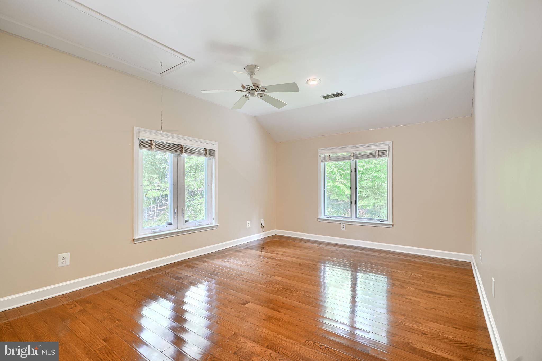 VALLEY HEIGHTS - Residential