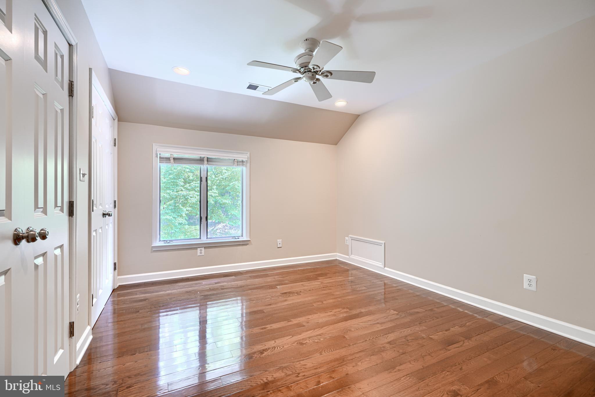 VALLEY HEIGHTS - Residential