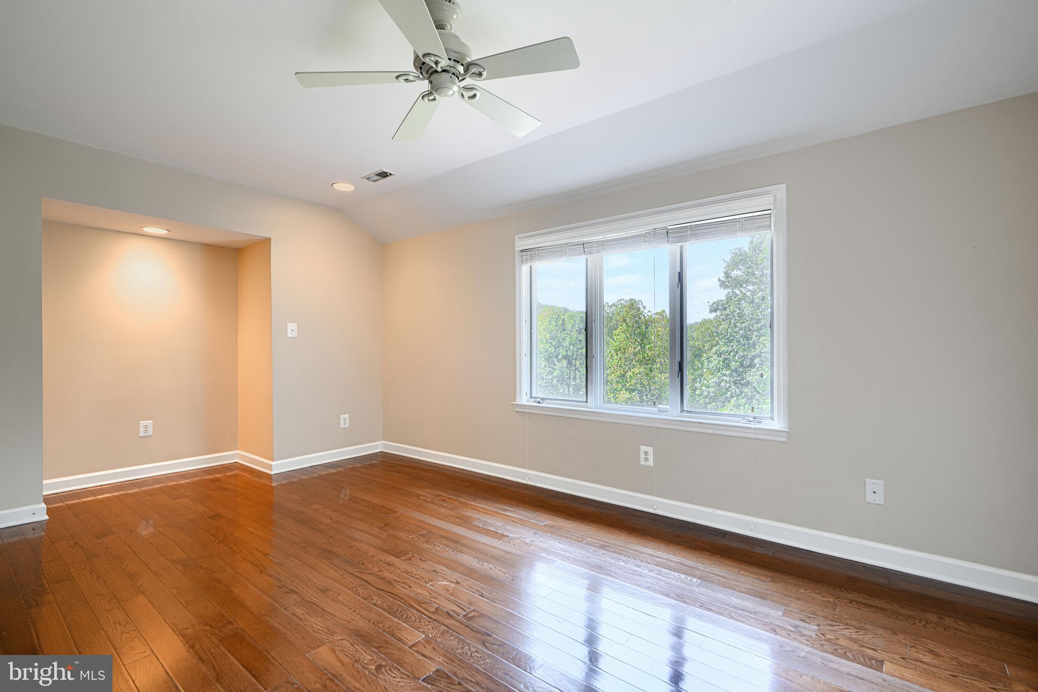 VALLEY HEIGHTS - Residential