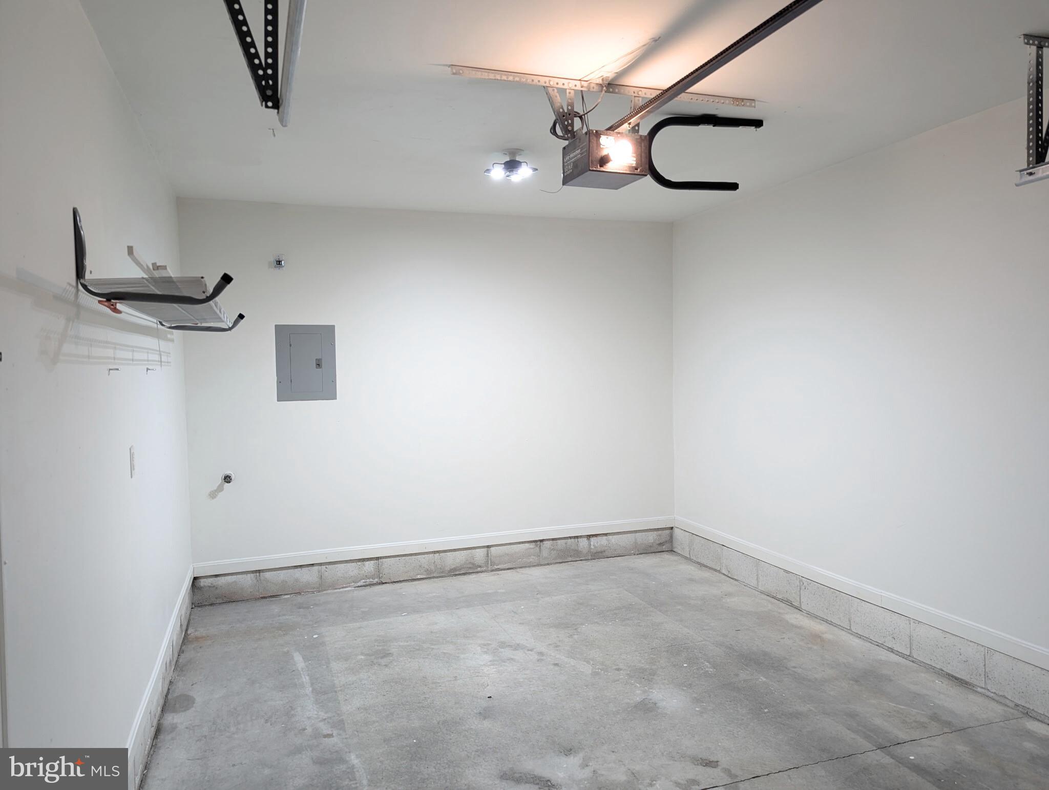 PLANTATIONS - Residential