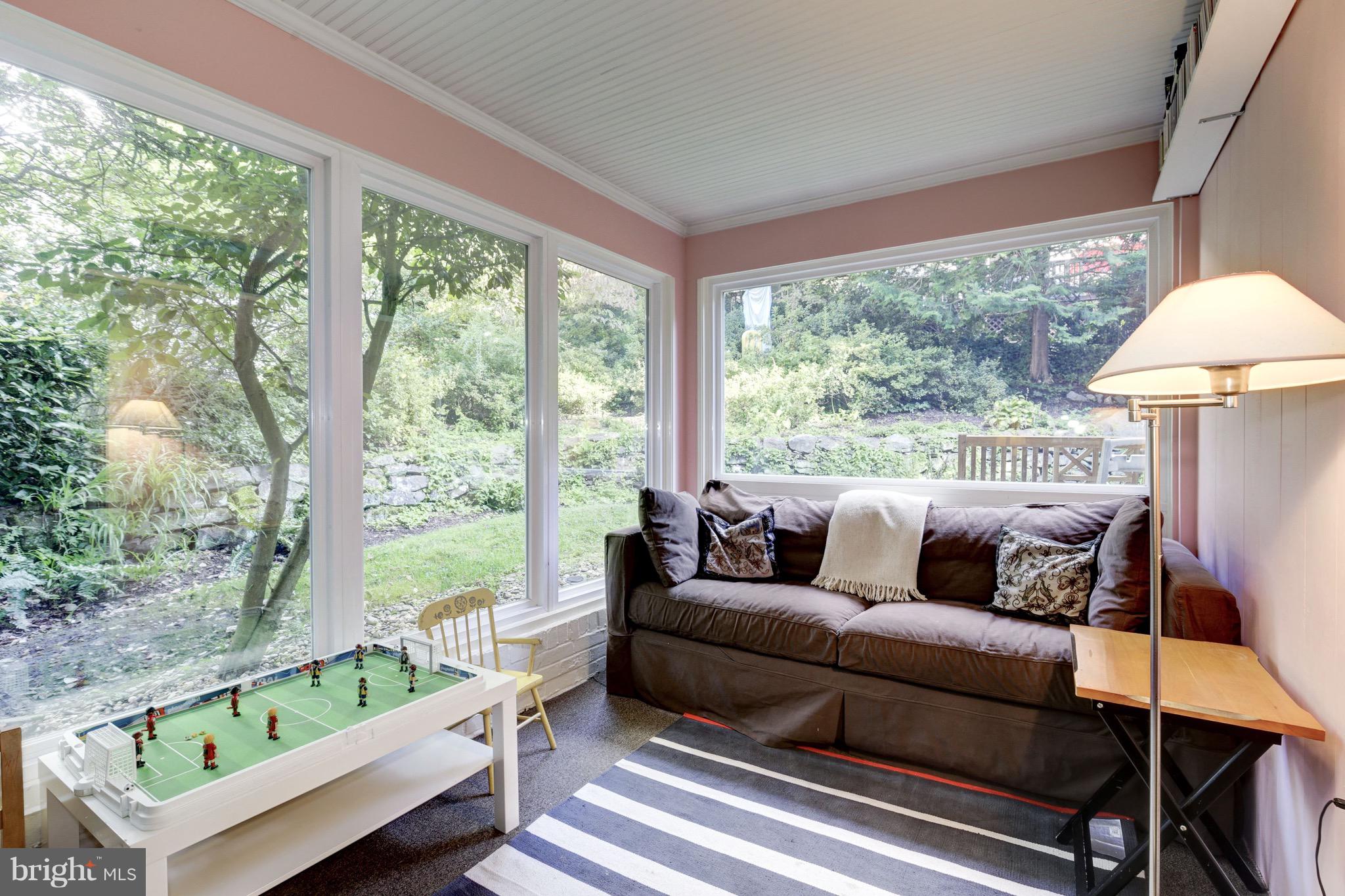 WESTMORELAND HILLS - Residential Lease