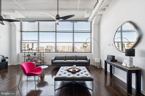 Photo of 2200 Arch Street #902, PHILADELPHIA, PA 19103 (MLS # PAPH2584774)