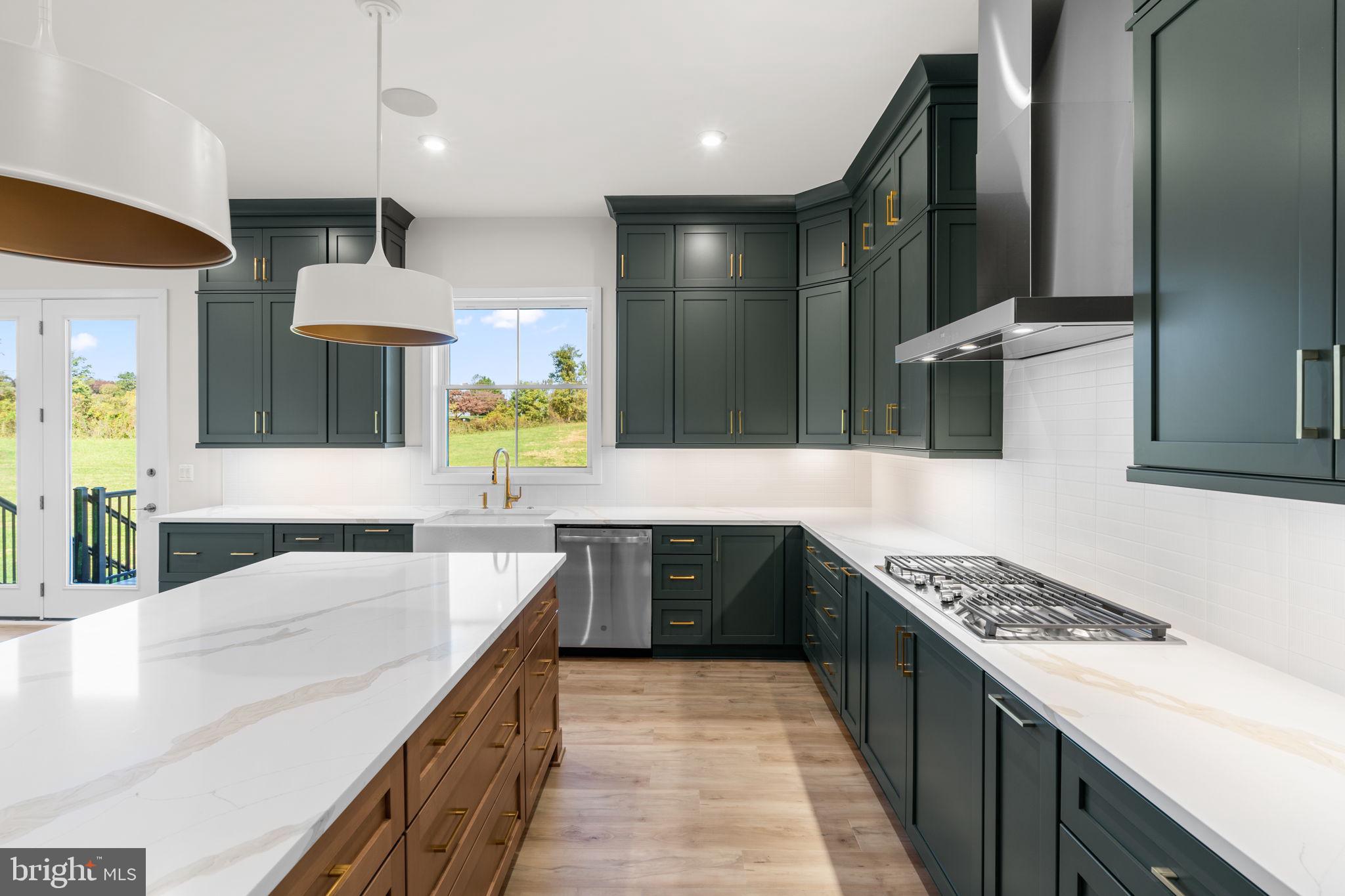 GLENMORE FARM - Residential