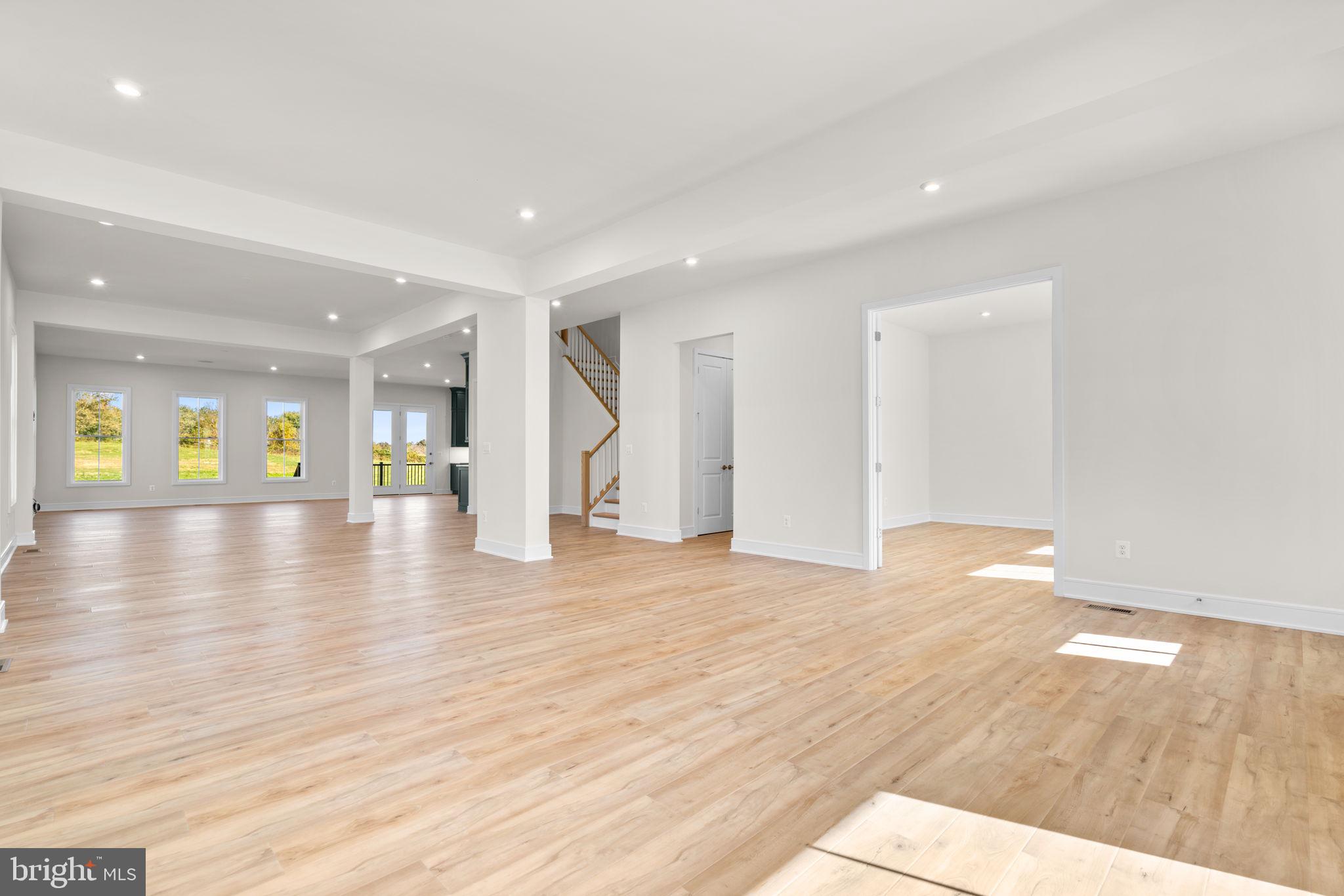 GLENMORE FARM - Residential