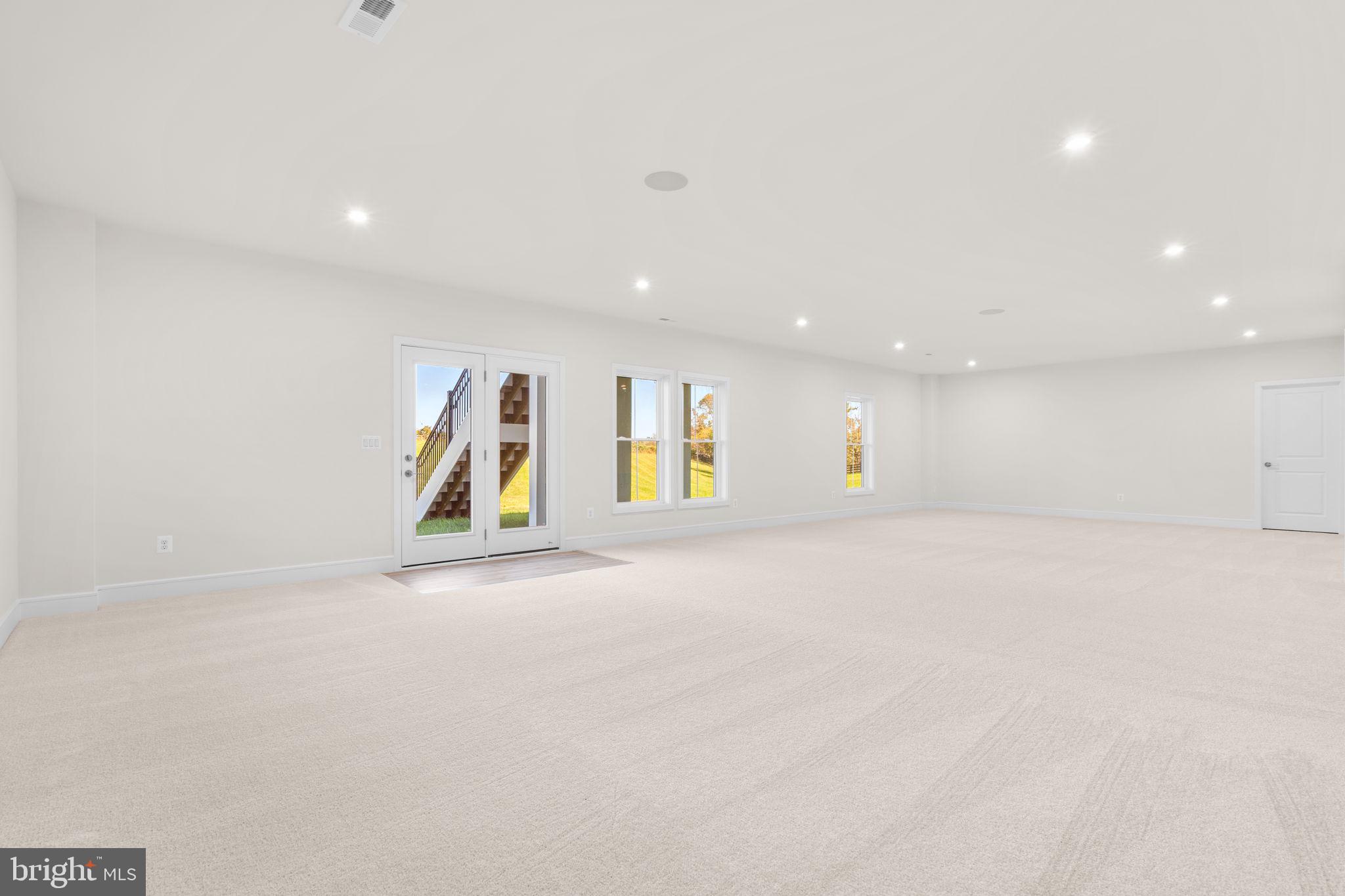 GLENMORE FARM - Residential