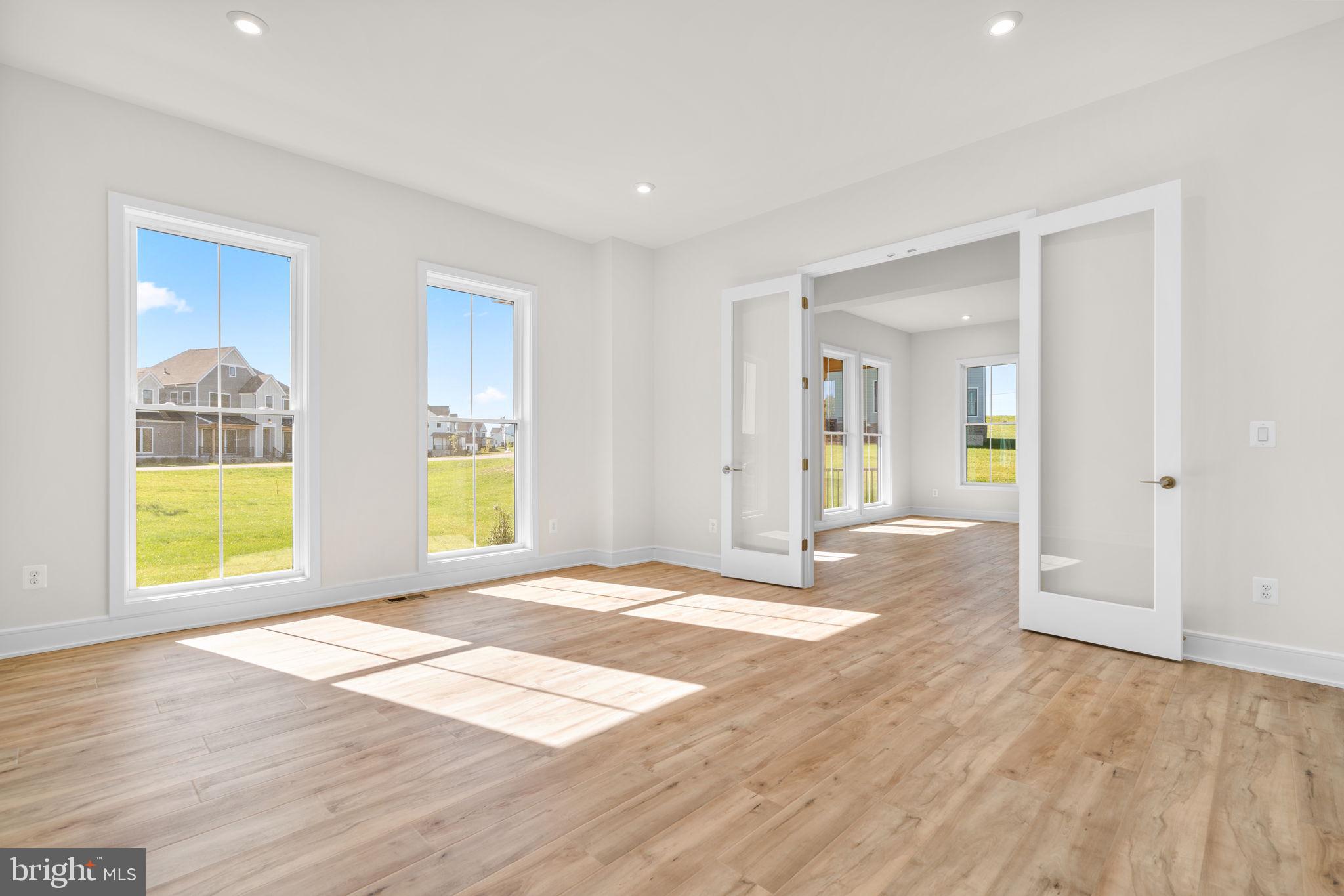 GLENMORE FARM - Residential