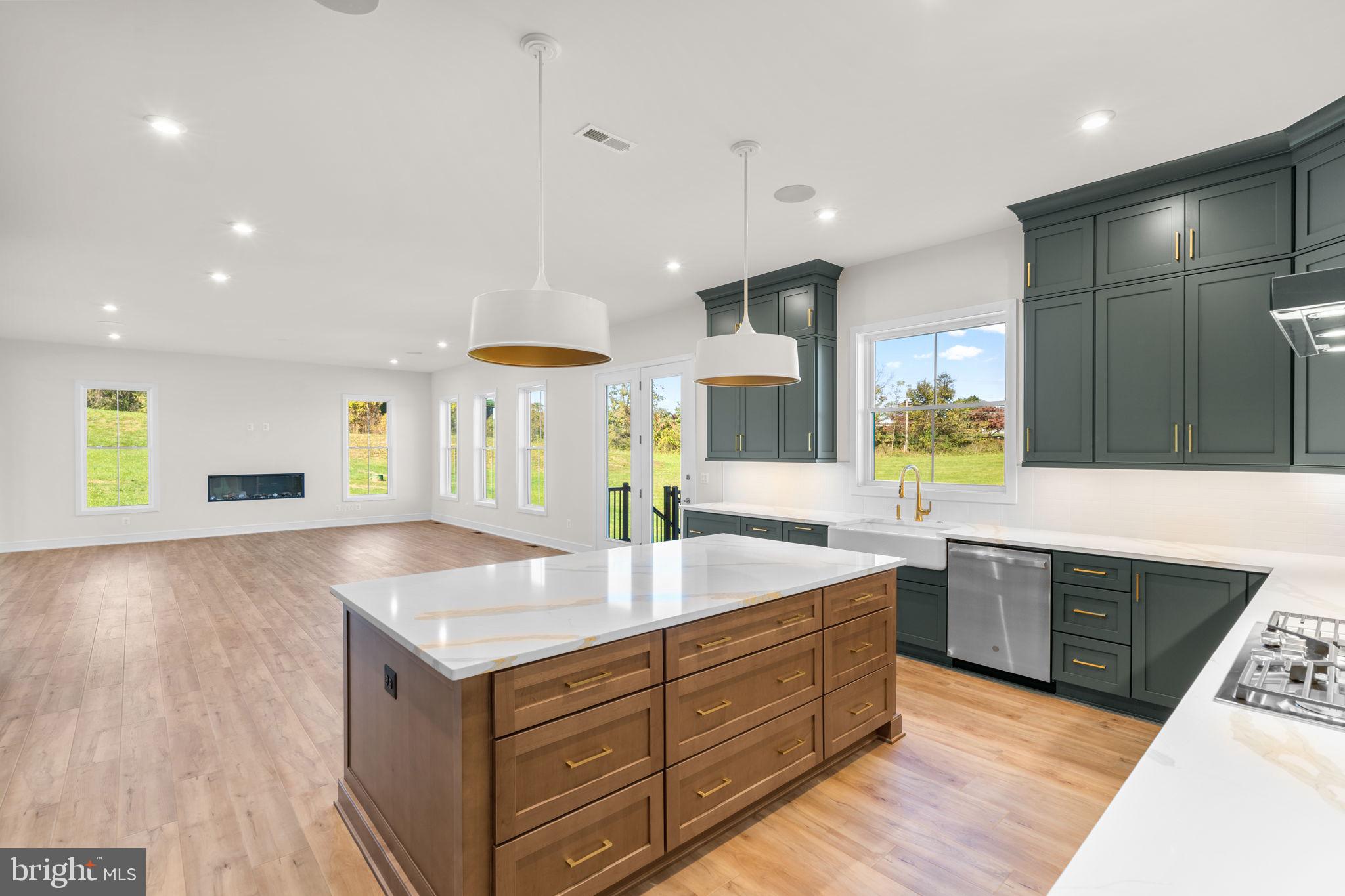 GLENMORE FARM - Residential