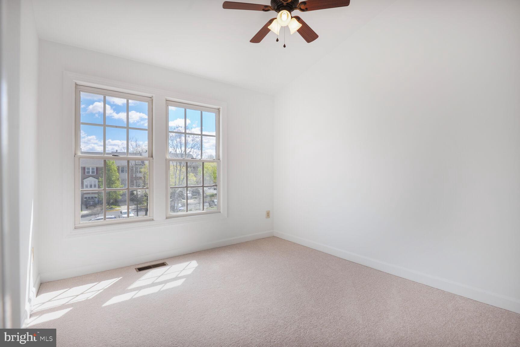 SULLY STATION II - Residential