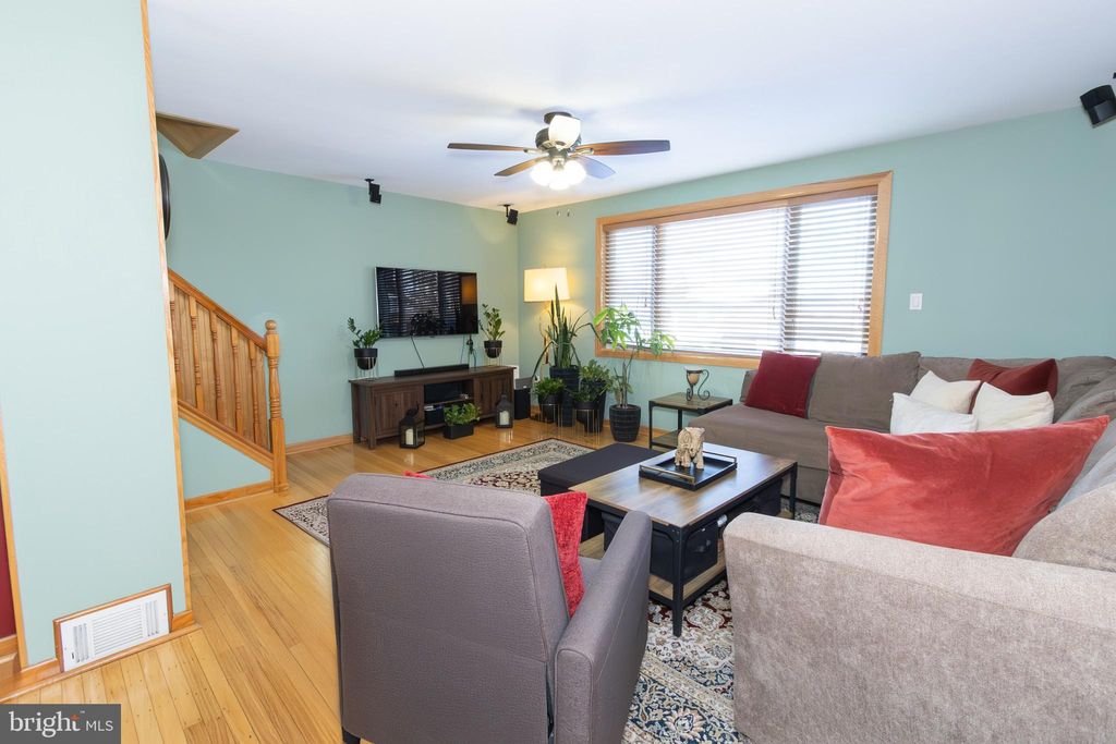 Photo of 3349 Morning Glory Road, PHILADELPHIA, PA 19154 (MLS # PAPH2582928)