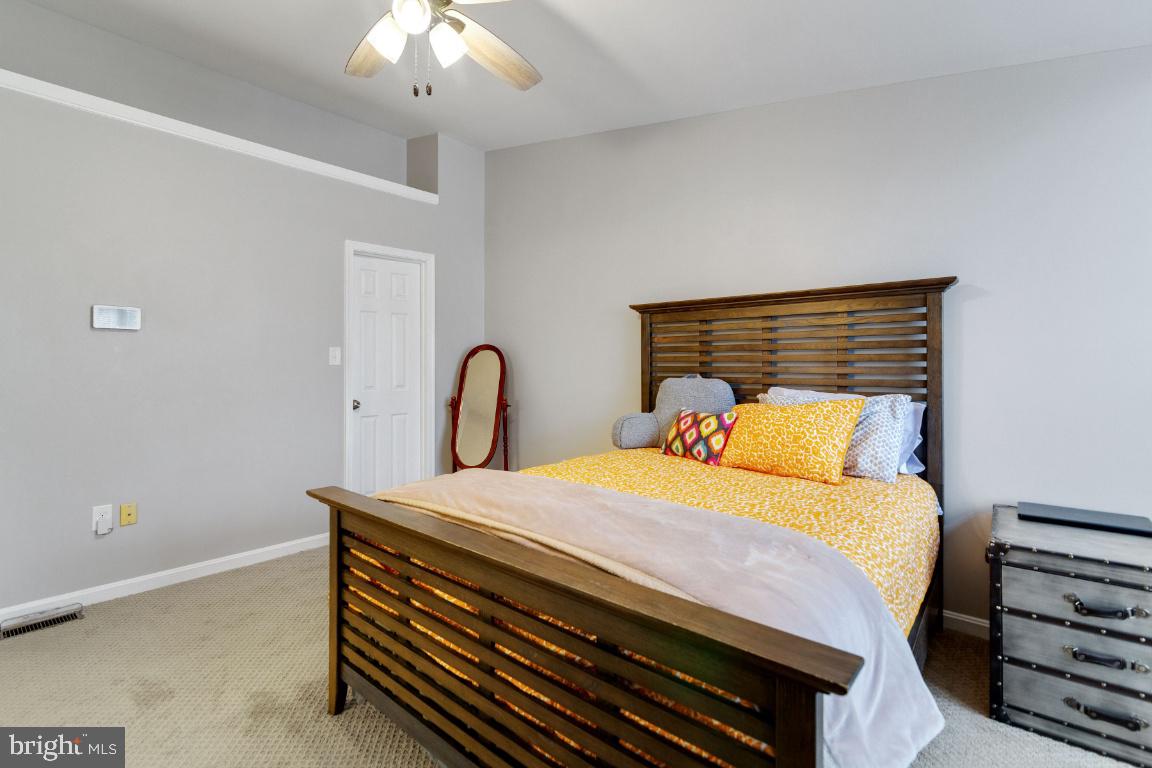 WAYSIDE VILLAGE - Residential