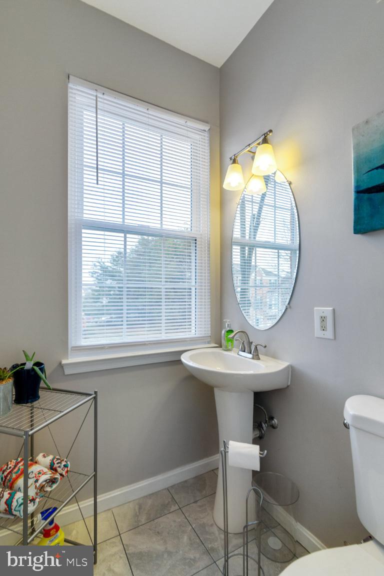 WAYSIDE VILLAGE - Residential