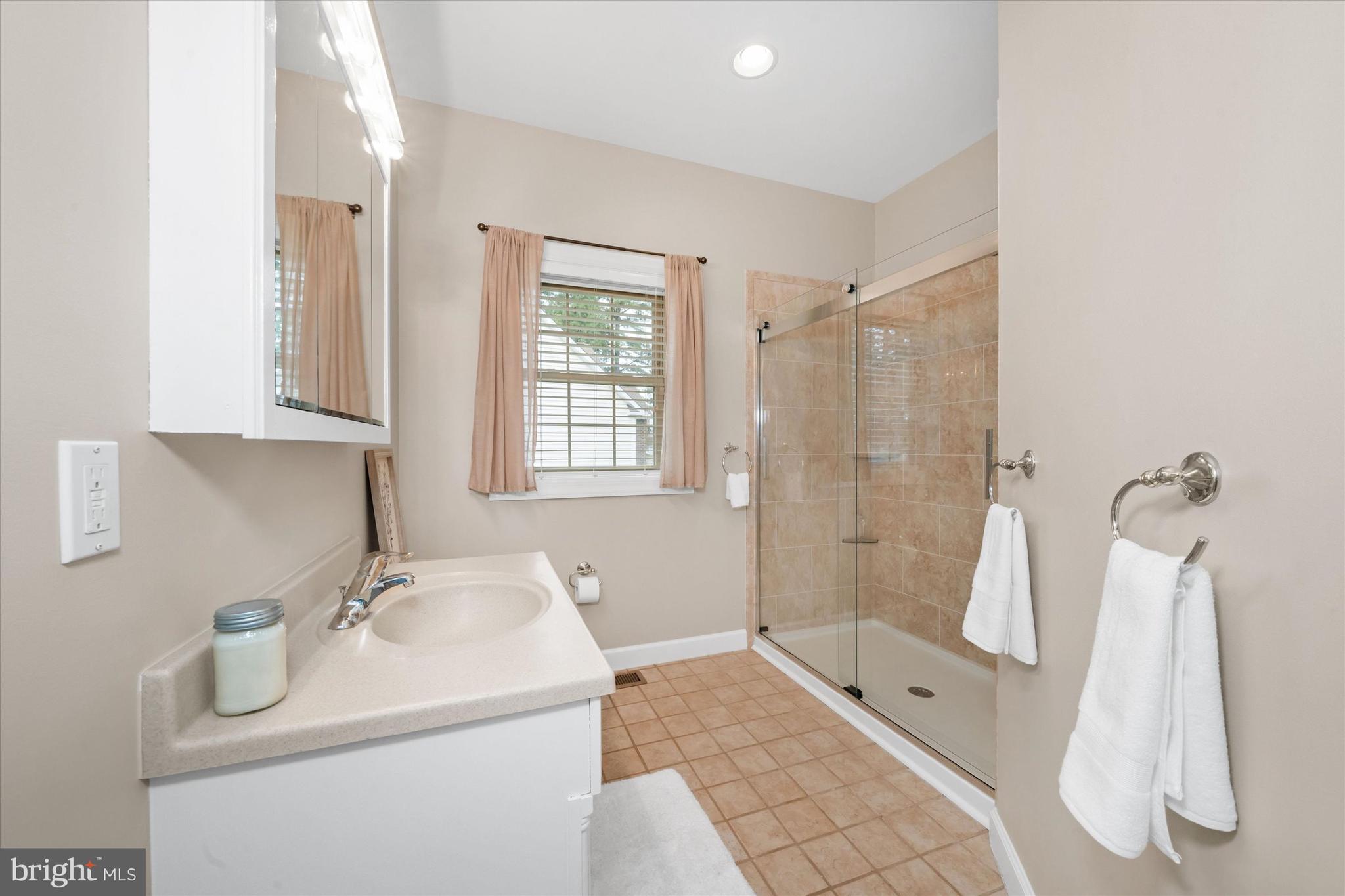 CINDERBERRY ESTATES - Residential