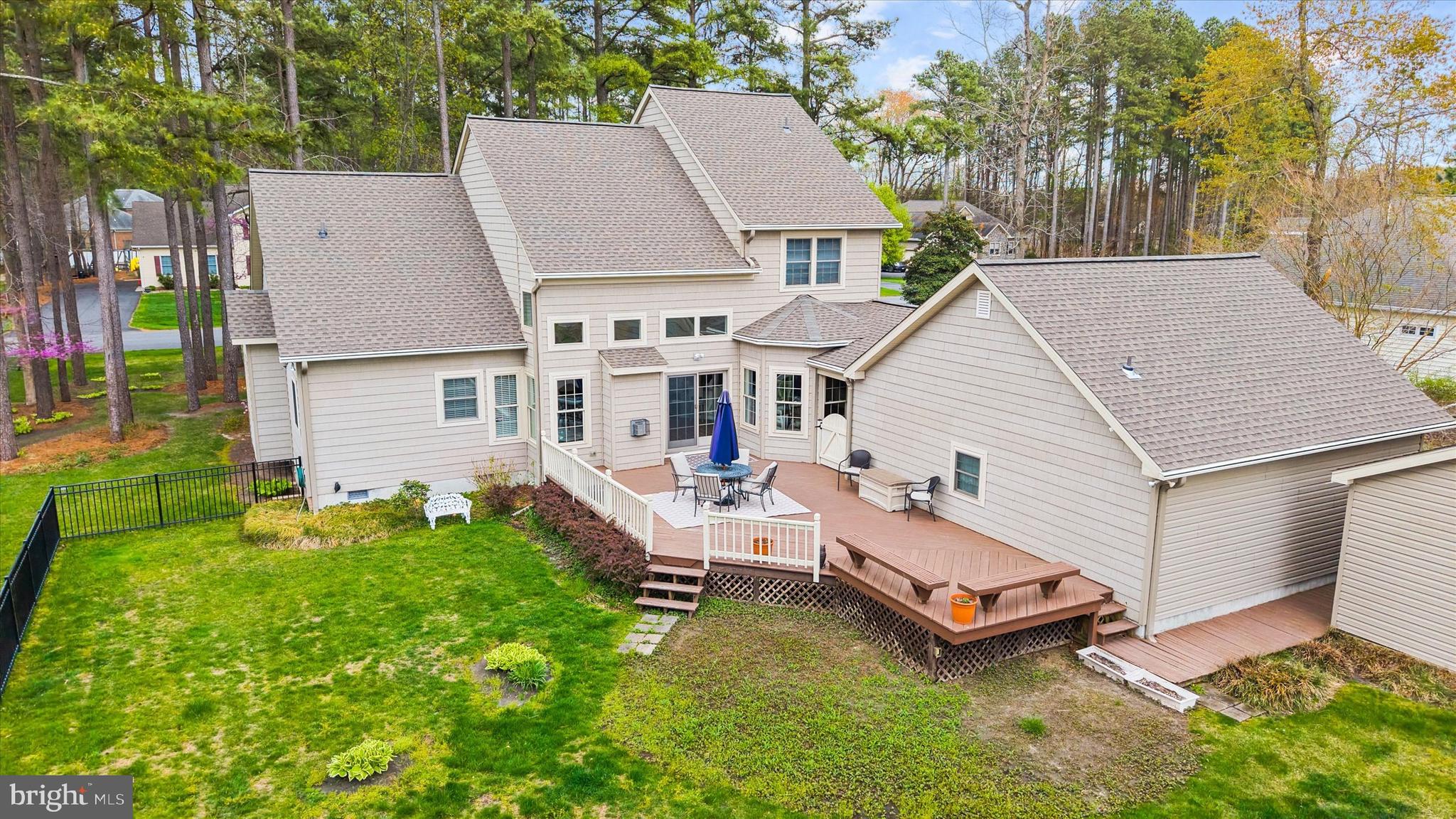 CINDERBERRY ESTATES - Residential