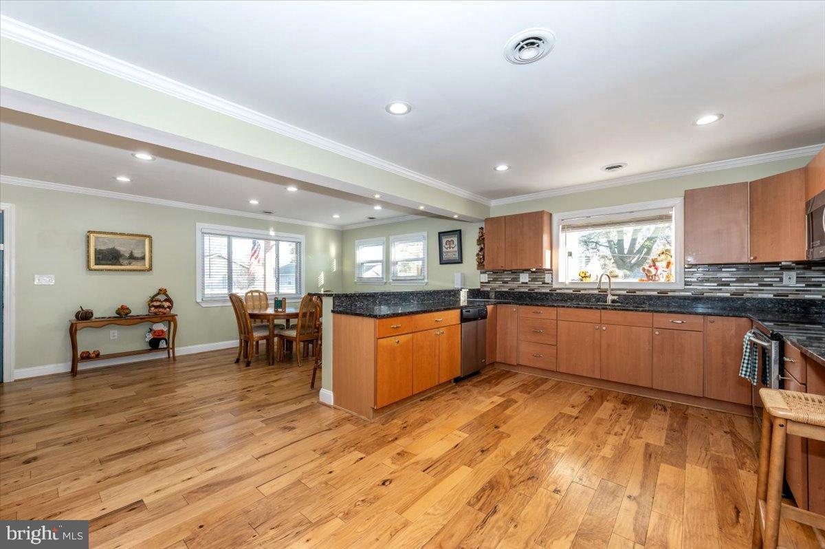 STANSBURY MANOR - Residential