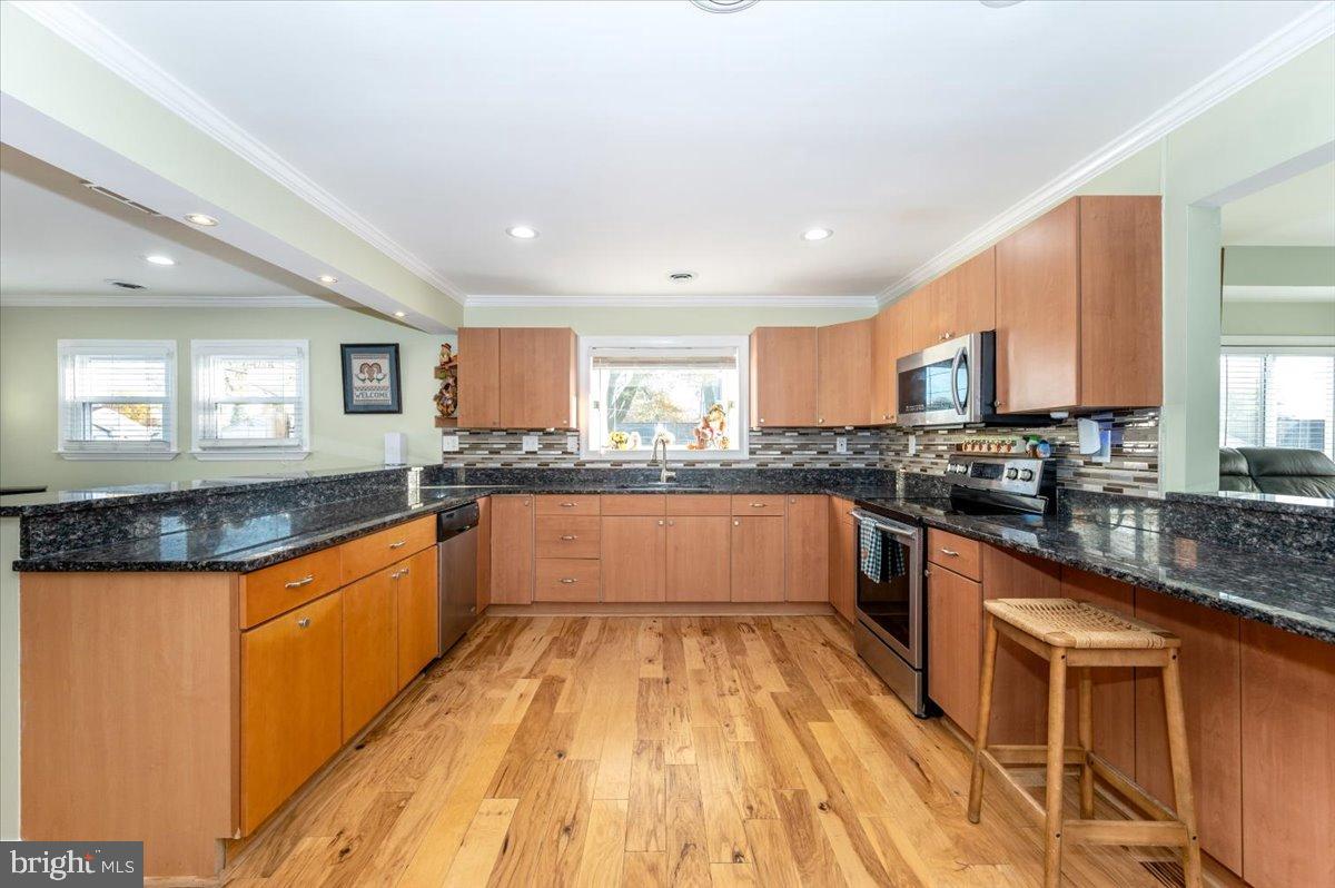 STANSBURY MANOR - Residential