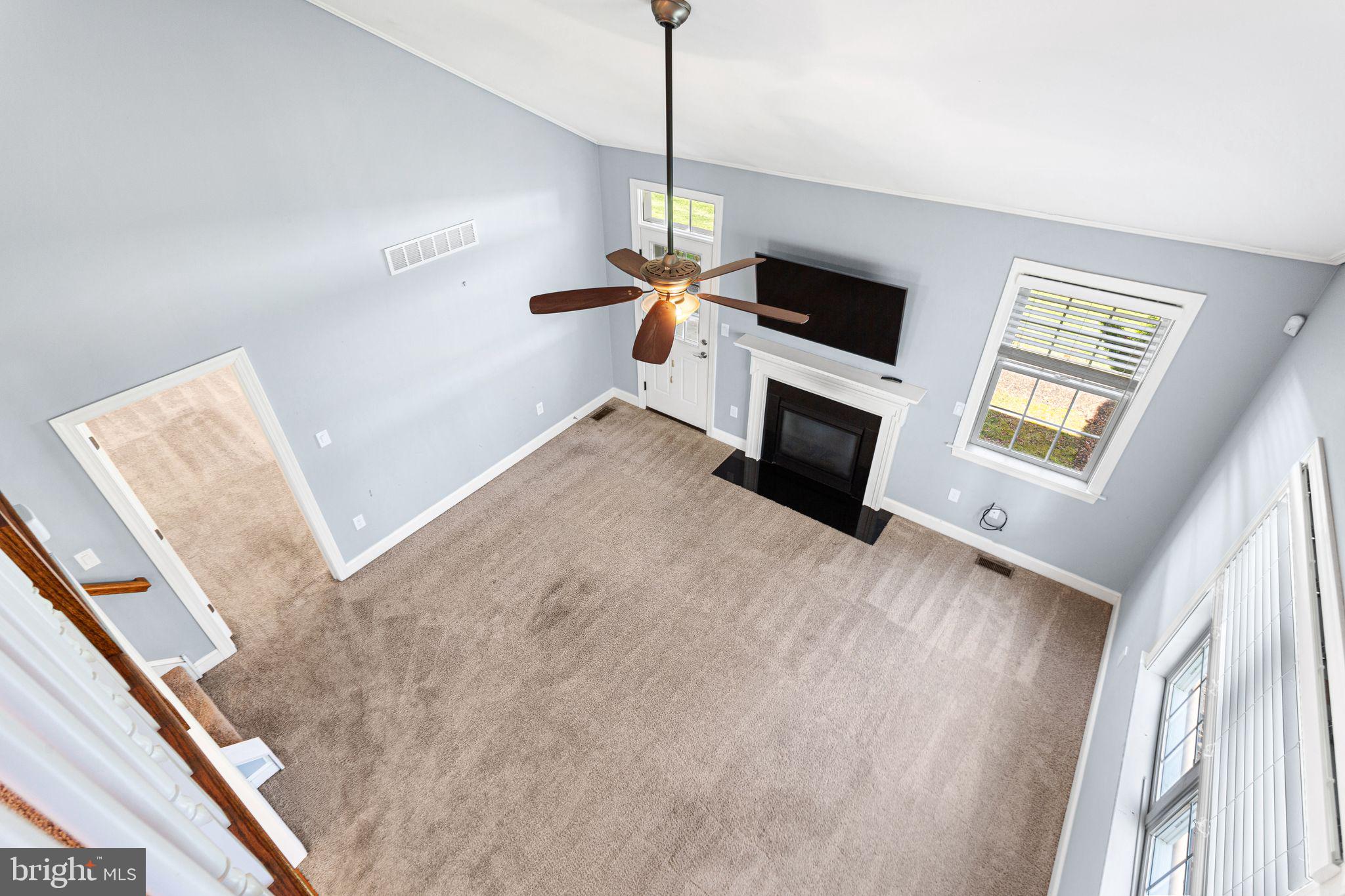 LAMPLIGHTER AT BLUE - Residential