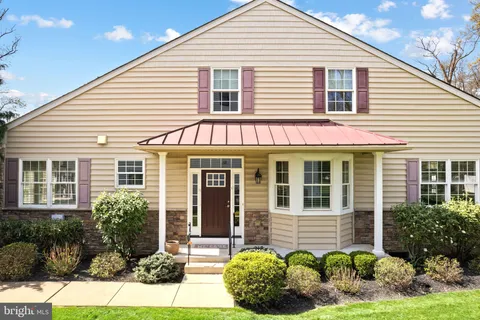 MLS: PAMC2172942