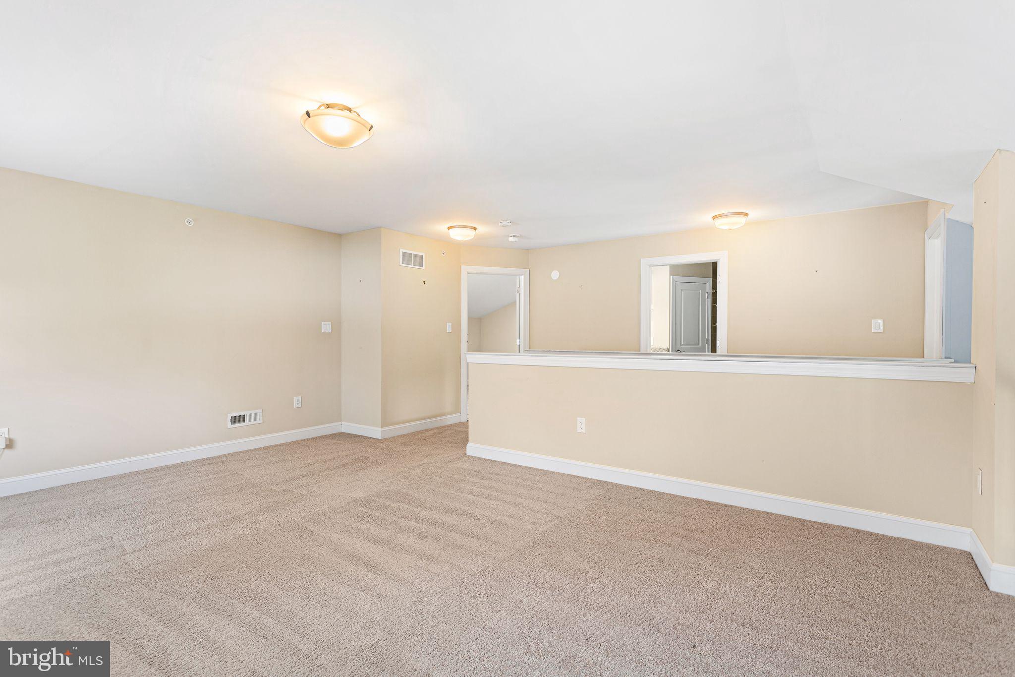 LAMPLIGHTER AT BLUE - Residential