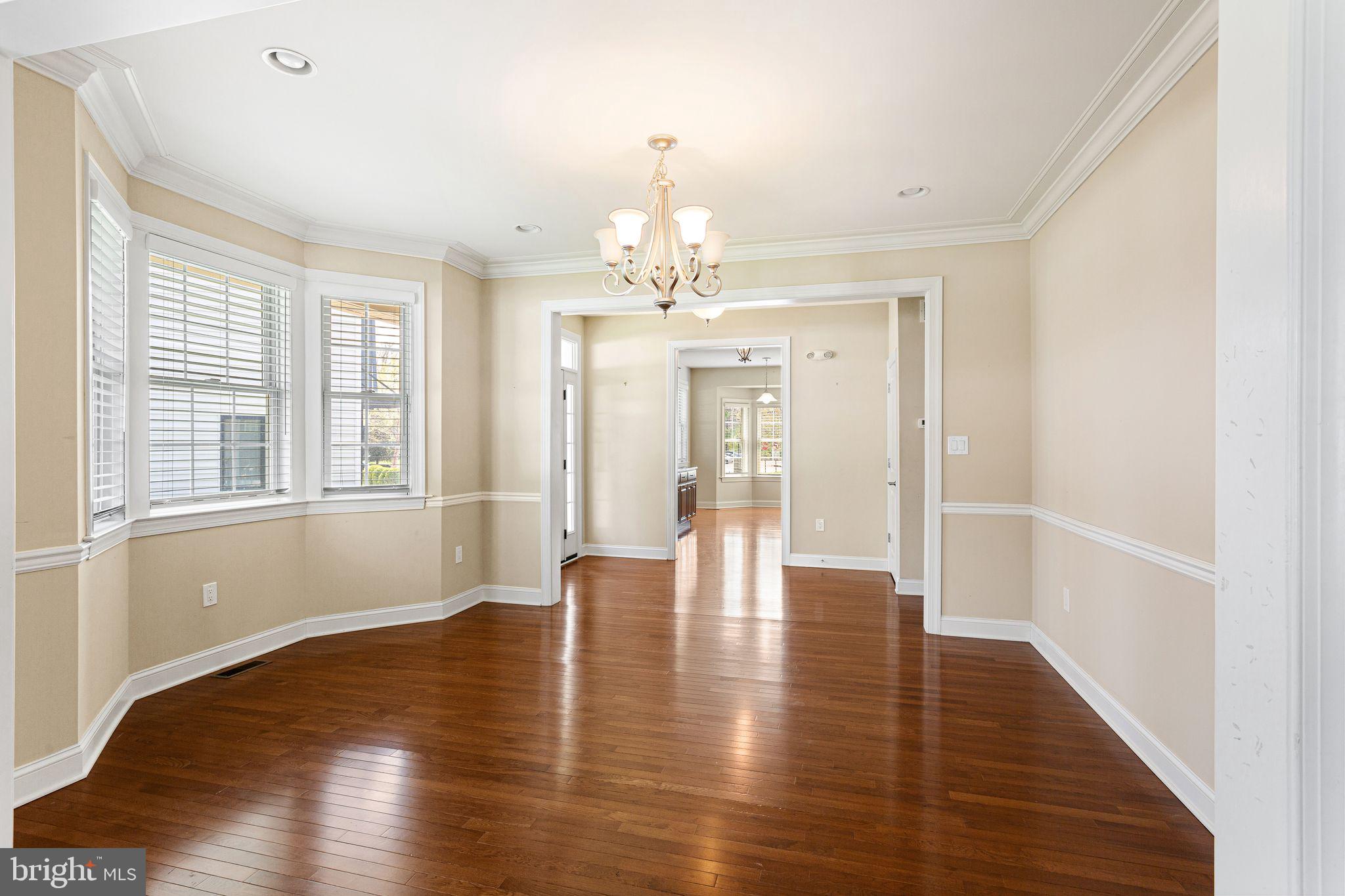 LAMPLIGHTER AT BLUE - Residential