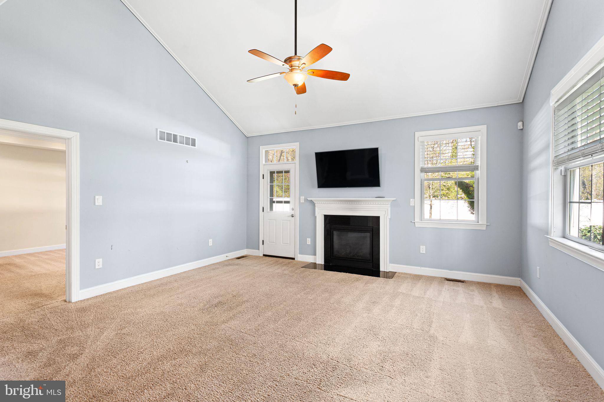 LAMPLIGHTER AT BLUE - Residential