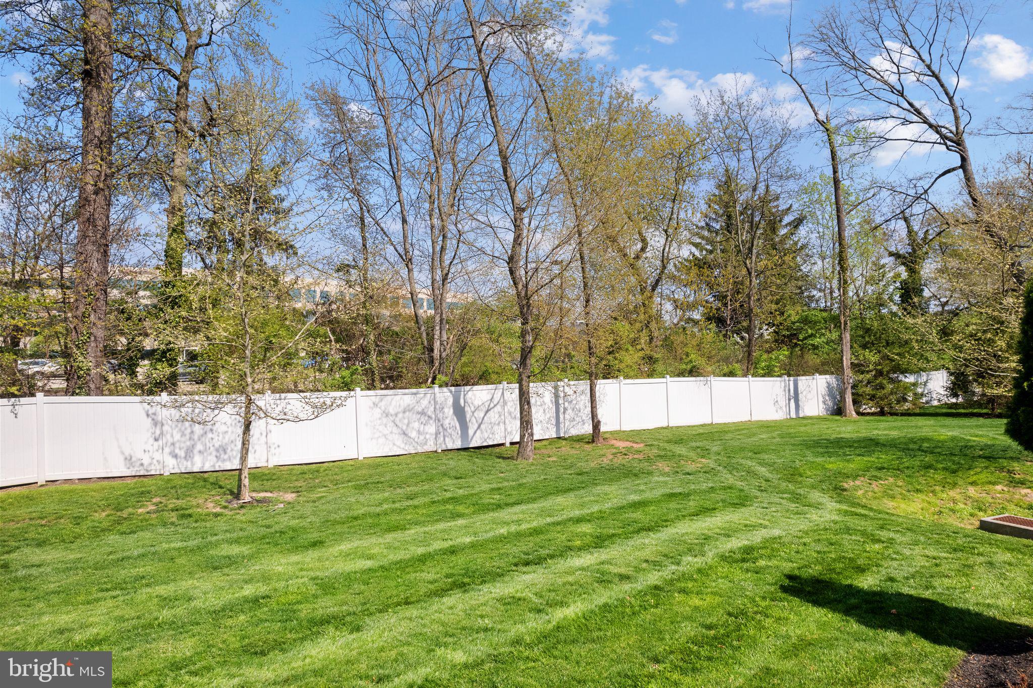 LAMPLIGHTER AT BLUE - Residential